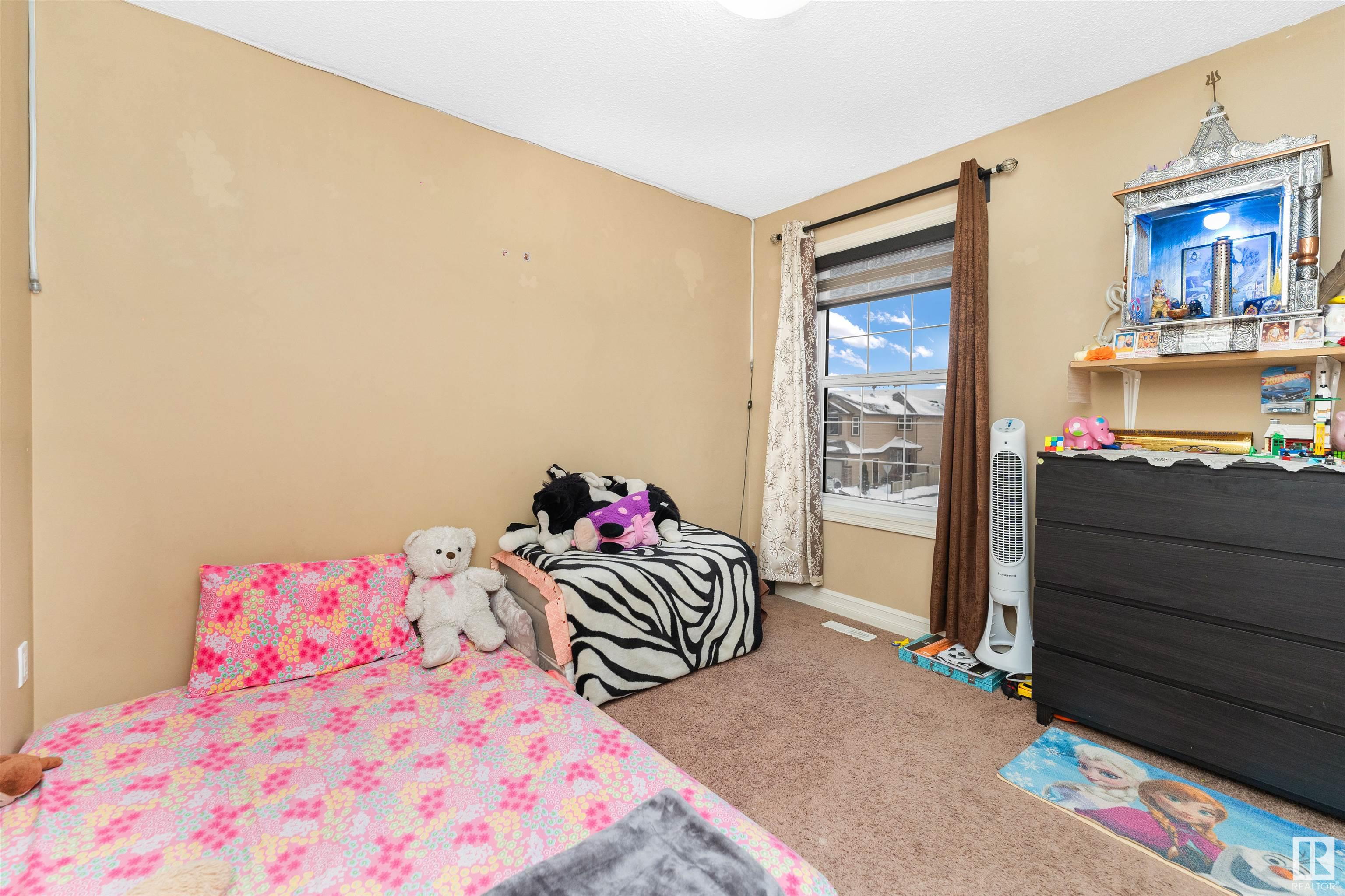      1886 32a street NW , Edmonton,  ,T6T 0L6 ;  Listing Number: MLS E4419057