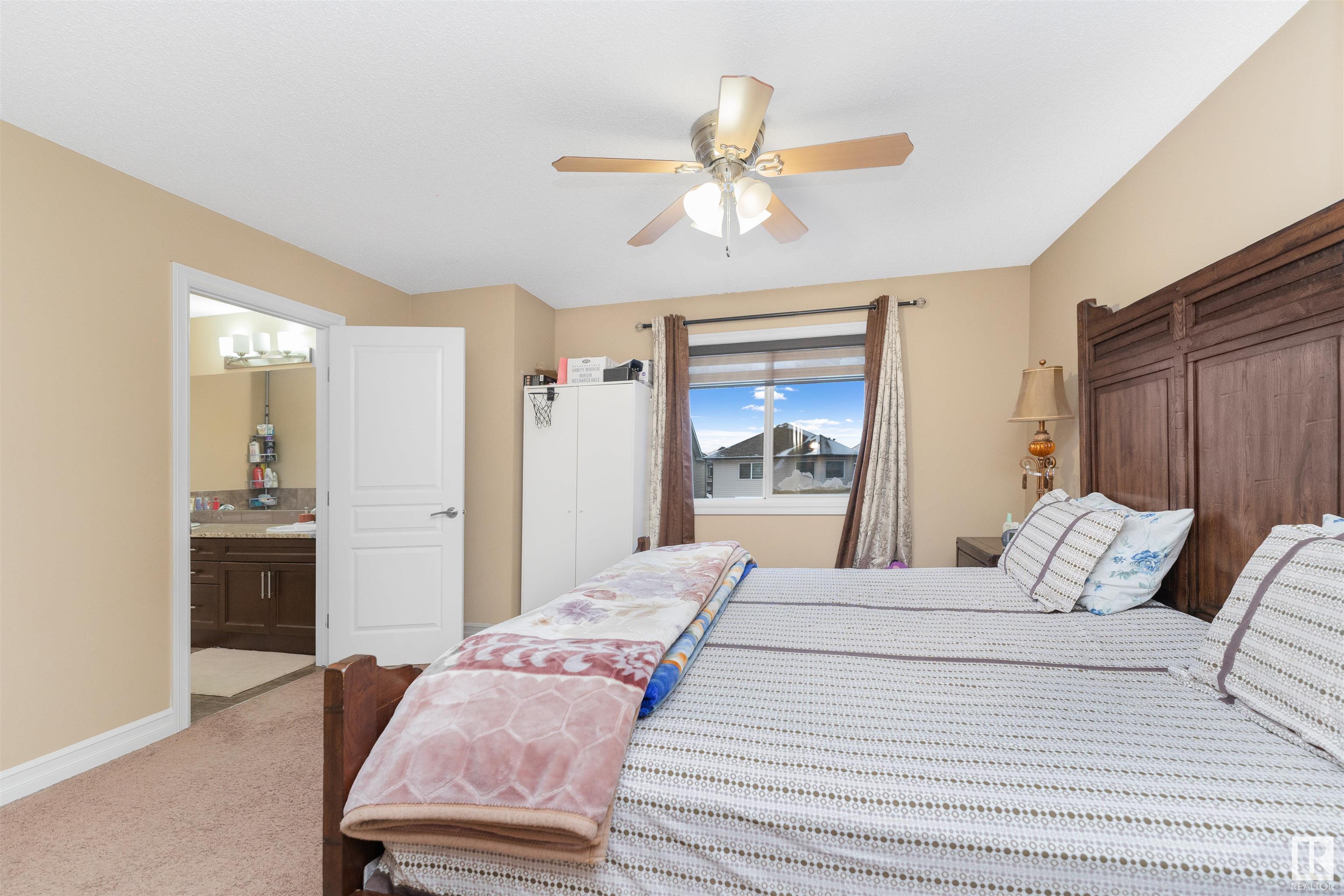     1886 32a street NW , Edmonton,  ,T6T 0L6 ;  Listing Number: MLS E4419057
