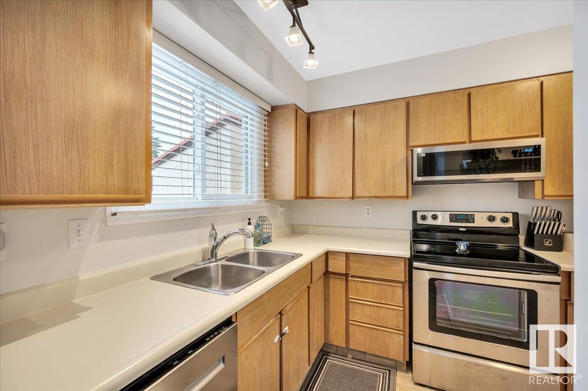      3623 30 AV NW , Edmonton,  ,T6L 5H5 ;  Listing Number: MLS E4419059