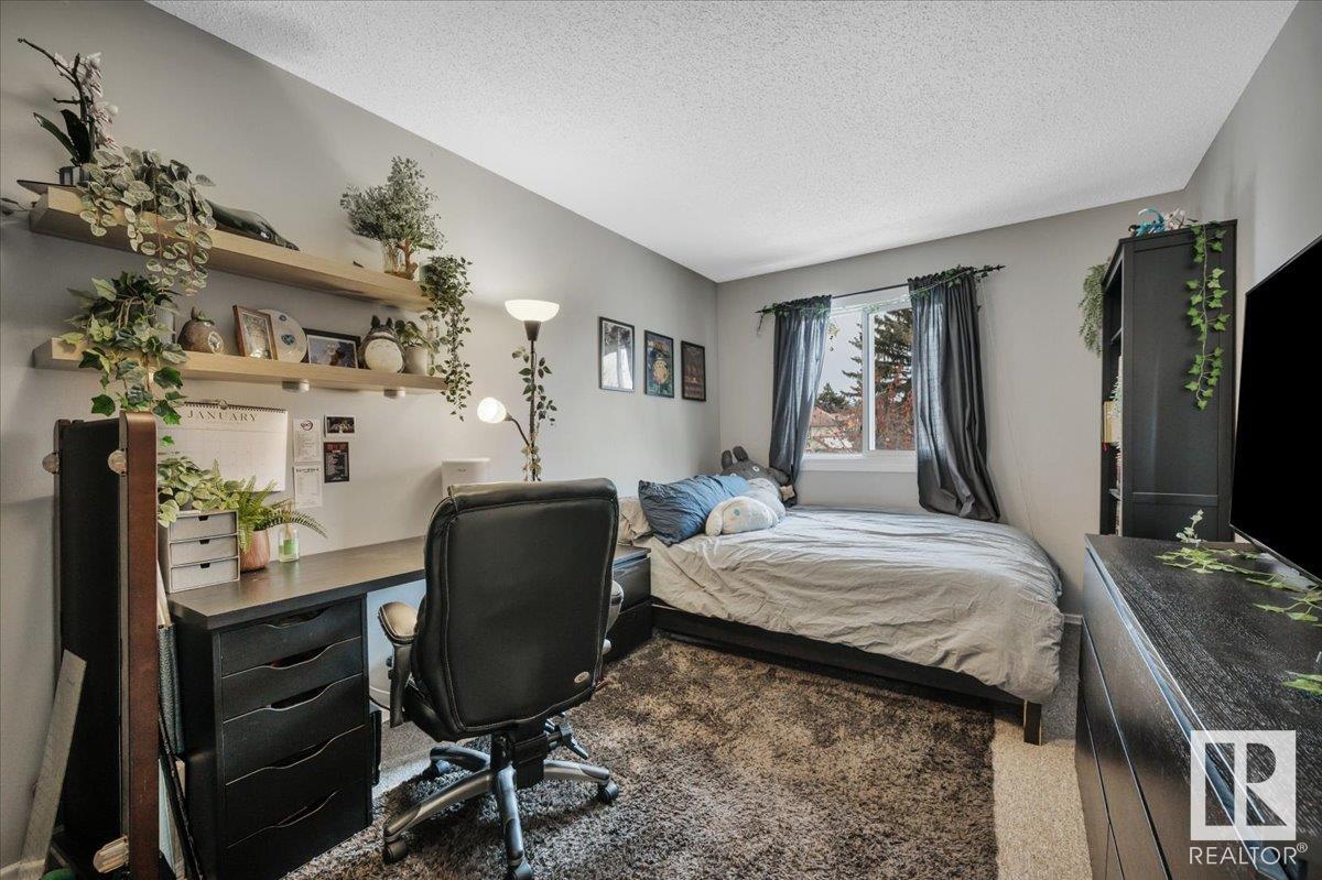      3623 30 AV NW , Edmonton,  ,T6L 5H5 ;  Listing Number: MLS E4419059