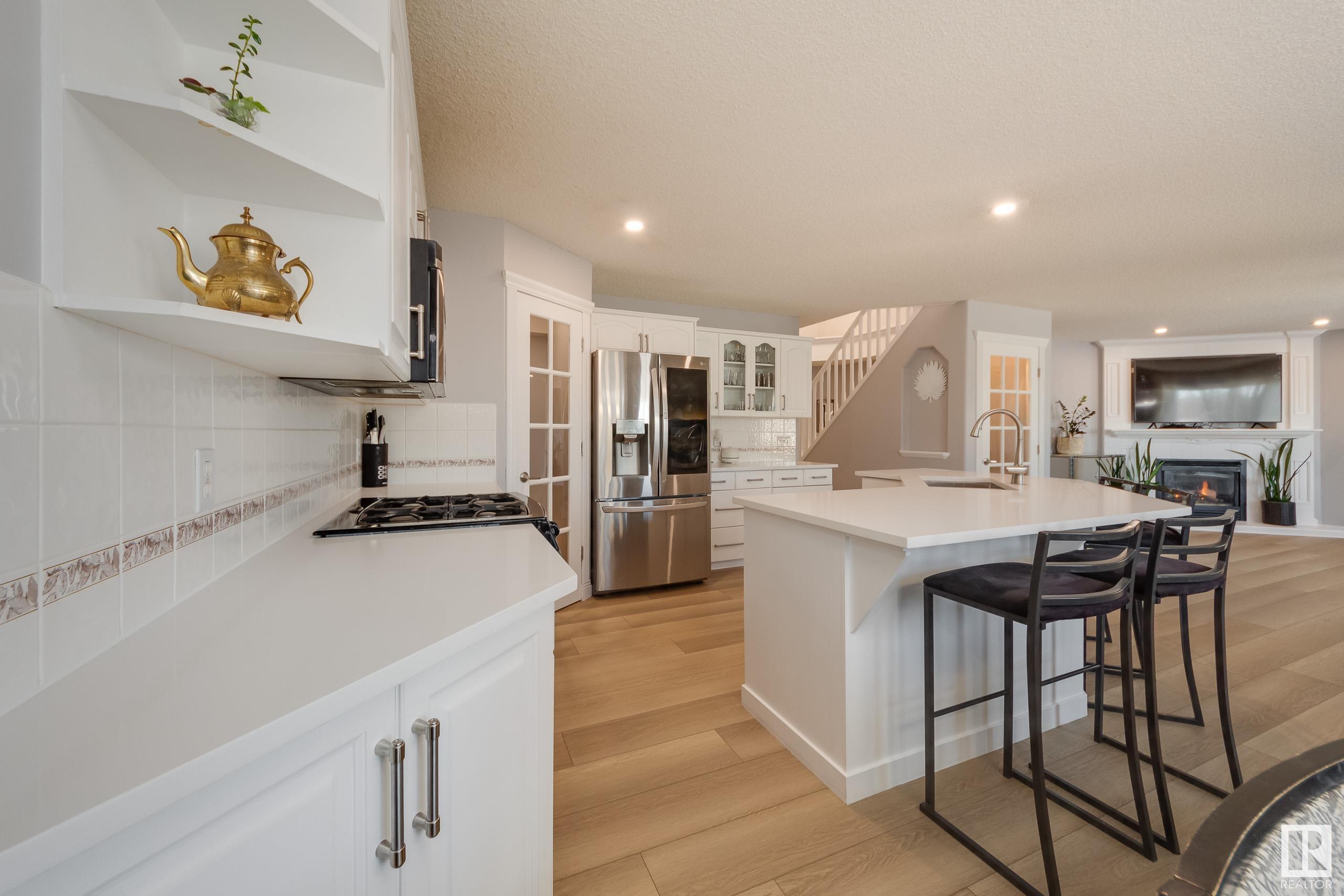      49 LINKSIDE BV , Spruce Grove,  ,T7X 3X4 ;  Listing Number: MLS E4419063