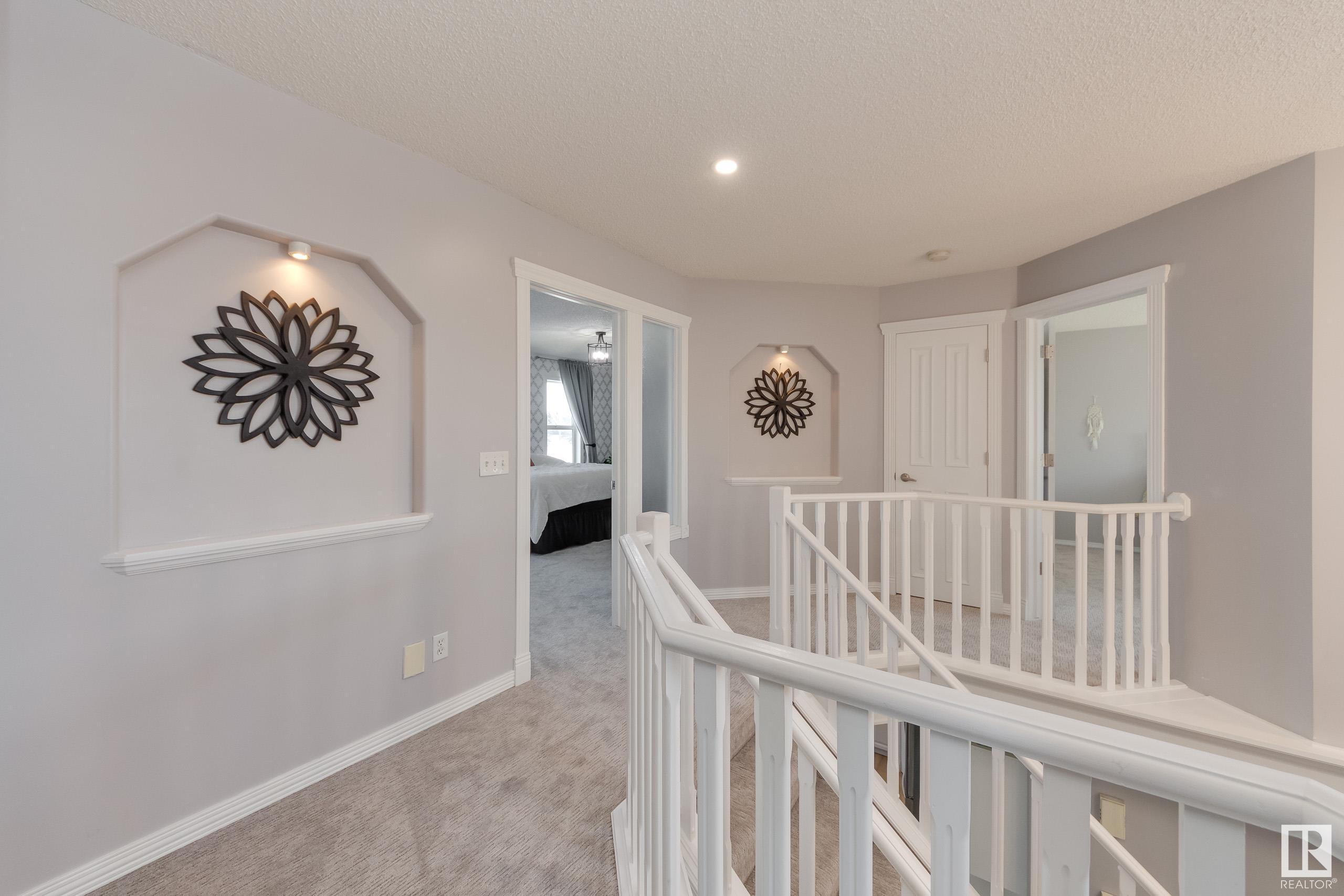      49 LINKSIDE BV , Spruce Grove,  ,T7X 3X4 ;  Listing Number: MLS E4419063