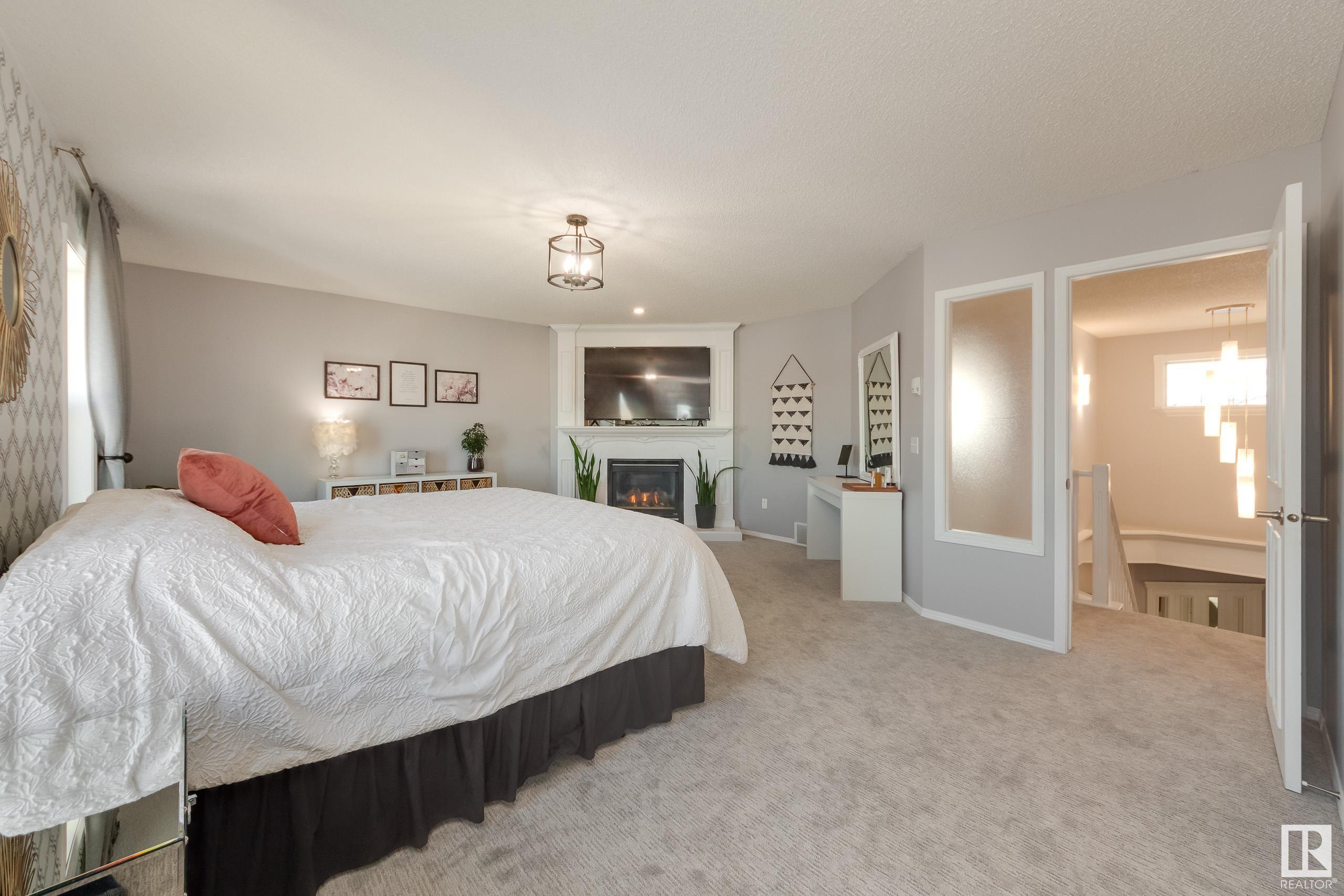      49 LINKSIDE BV , Spruce Grove,  ,T7X 3X4 ;  Listing Number: MLS E4419063