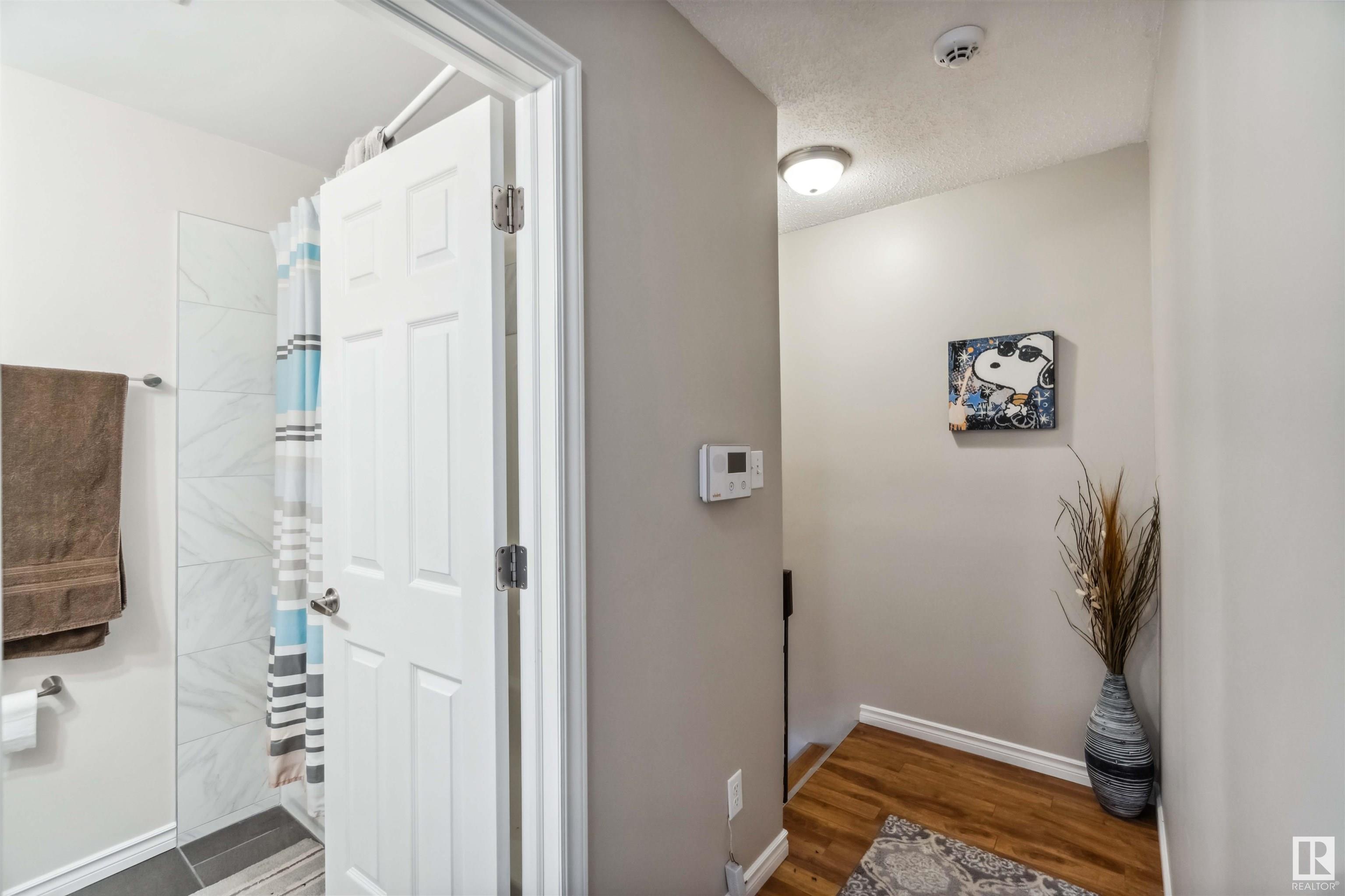     3257 132A AV NW , Edmonton,  ,T5A 3K4 ;  Listing Number: MLS E4419067