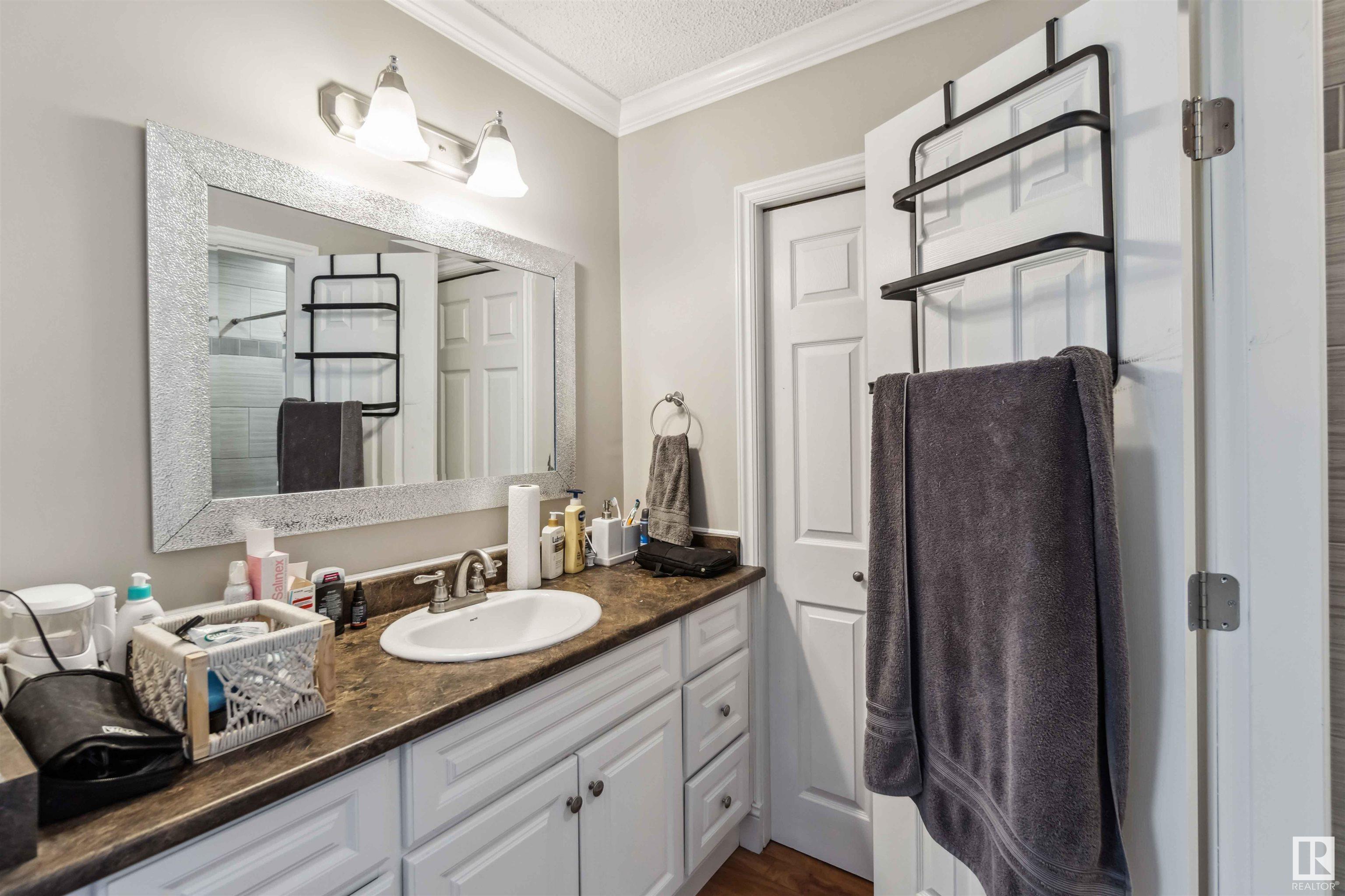      3257 132A AV NW , Edmonton,  ,T5A 3K4 ;  Listing Number: MLS E4419067