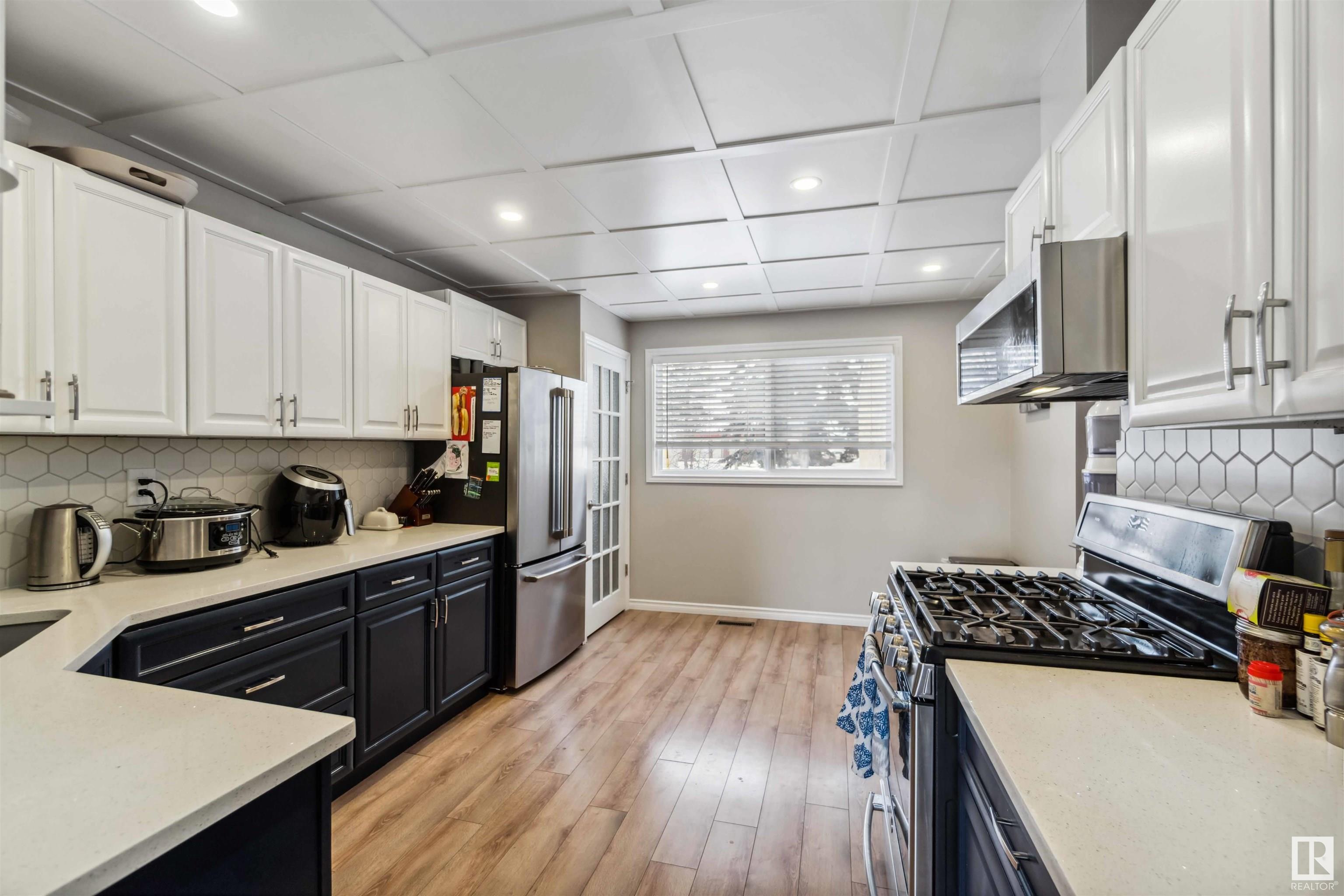      3257 132A AV NW , Edmonton,  ,T5A 3K4 ;  Listing Number: MLS E4419067