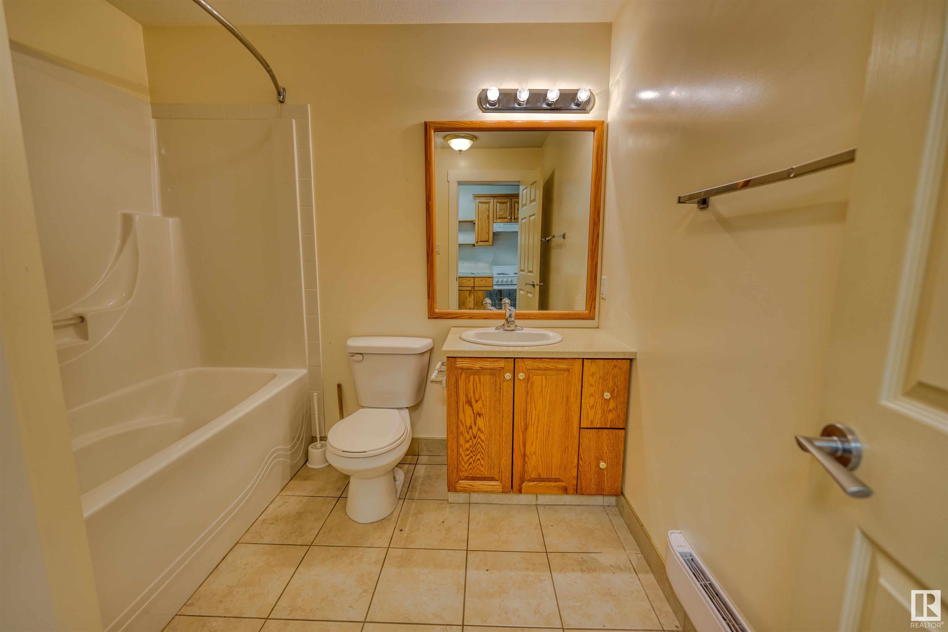      #204 5623 54 ST , Cold Lake,  ,T9M 1R6 ;  Listing Number: MLS E4419078