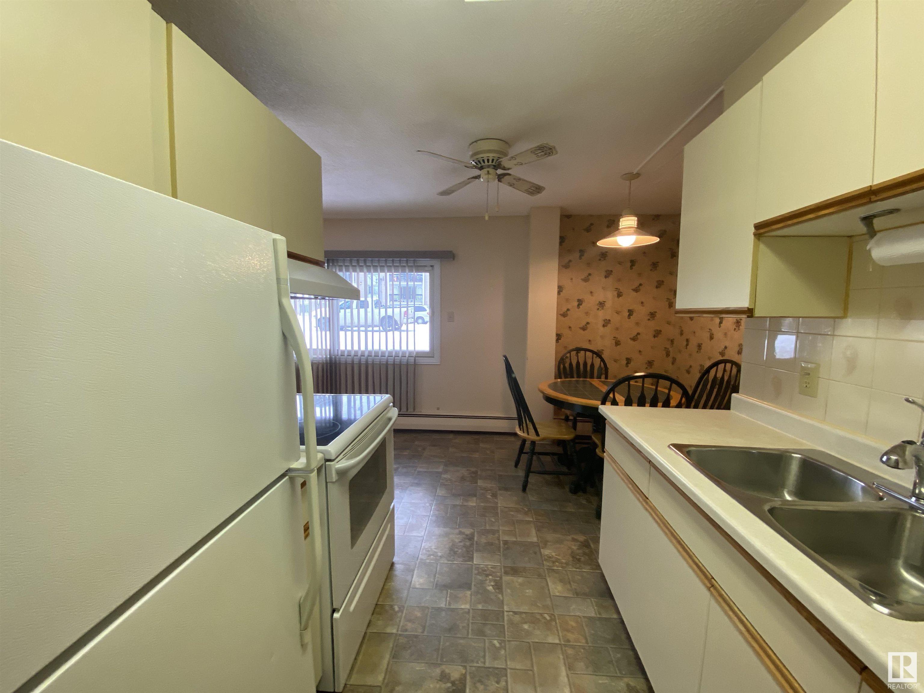      #5 11112 129 ST NW , Edmonton,  ,T5M 0Y5 ;  Listing Number: MLS E4419080