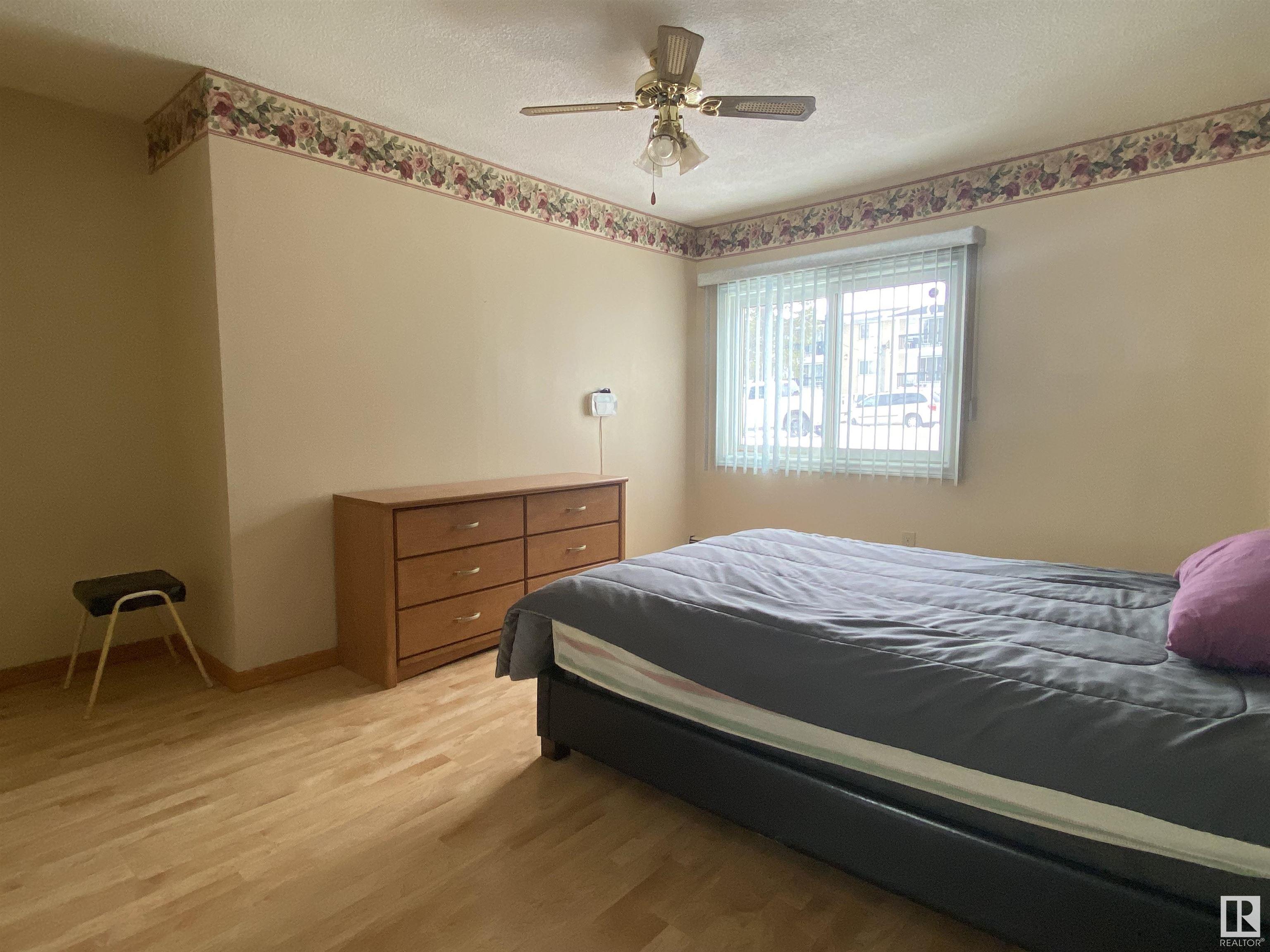     #5 11112 129 ST NW , Edmonton,  ,T5M 0Y5 ;  Listing Number: MLS E4419080