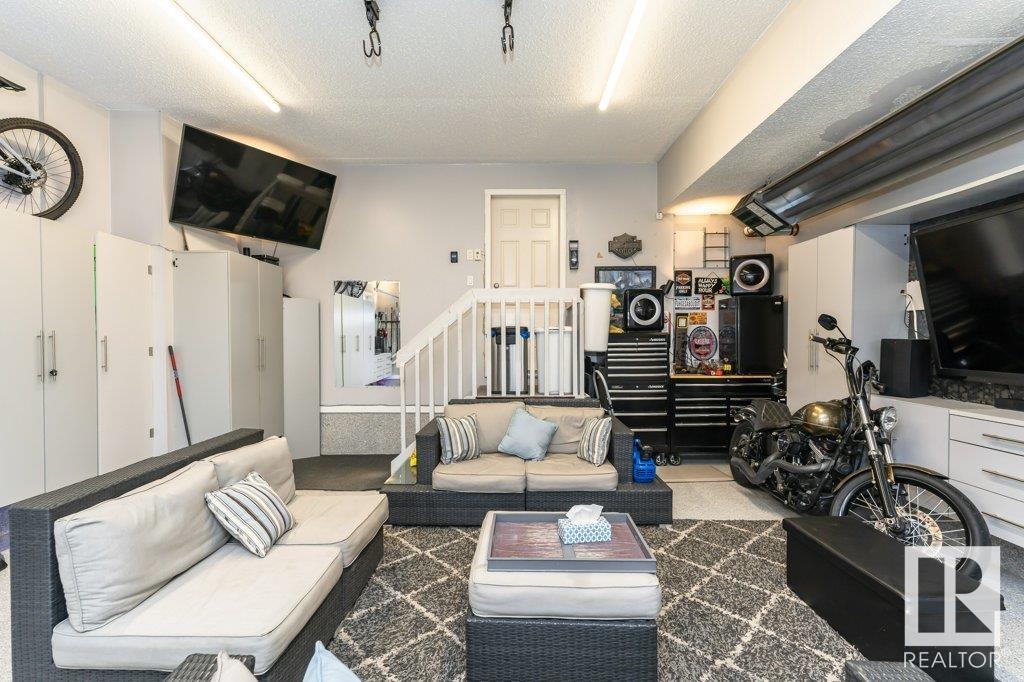      2279 WARRY LO SW , Edmonton,  ,T6W 0N8 ;  Listing Number: MLS E4419090