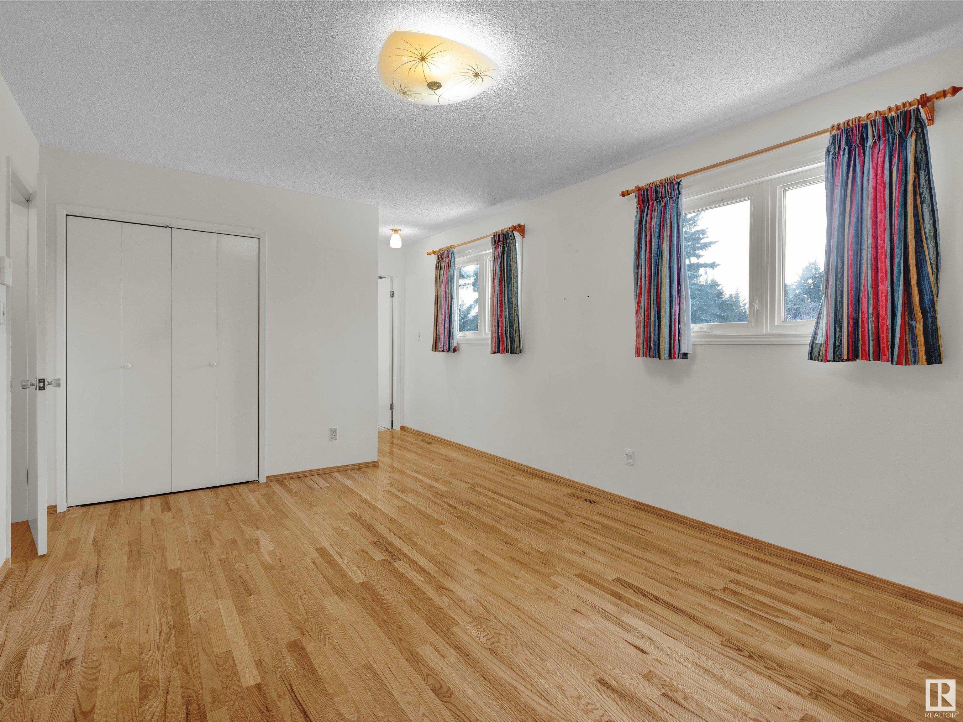     5219 125 ST NW , Edmonton,  ,T6H 3V7 ;  Listing Number: MLS E4419095