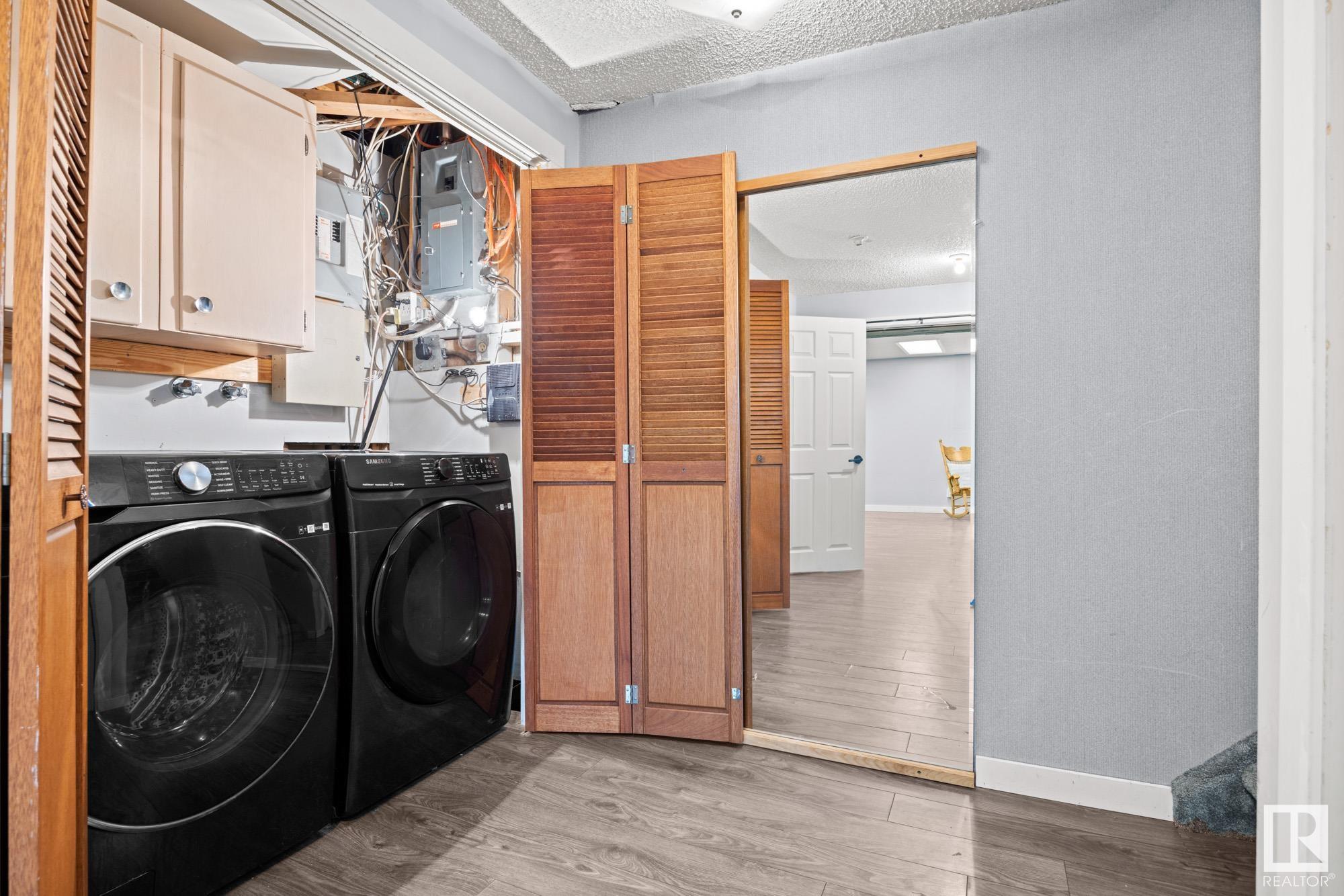      3811 112 ST NW , Edmonton,  ,T6J 1J1 ;  Listing Number: MLS E4419105