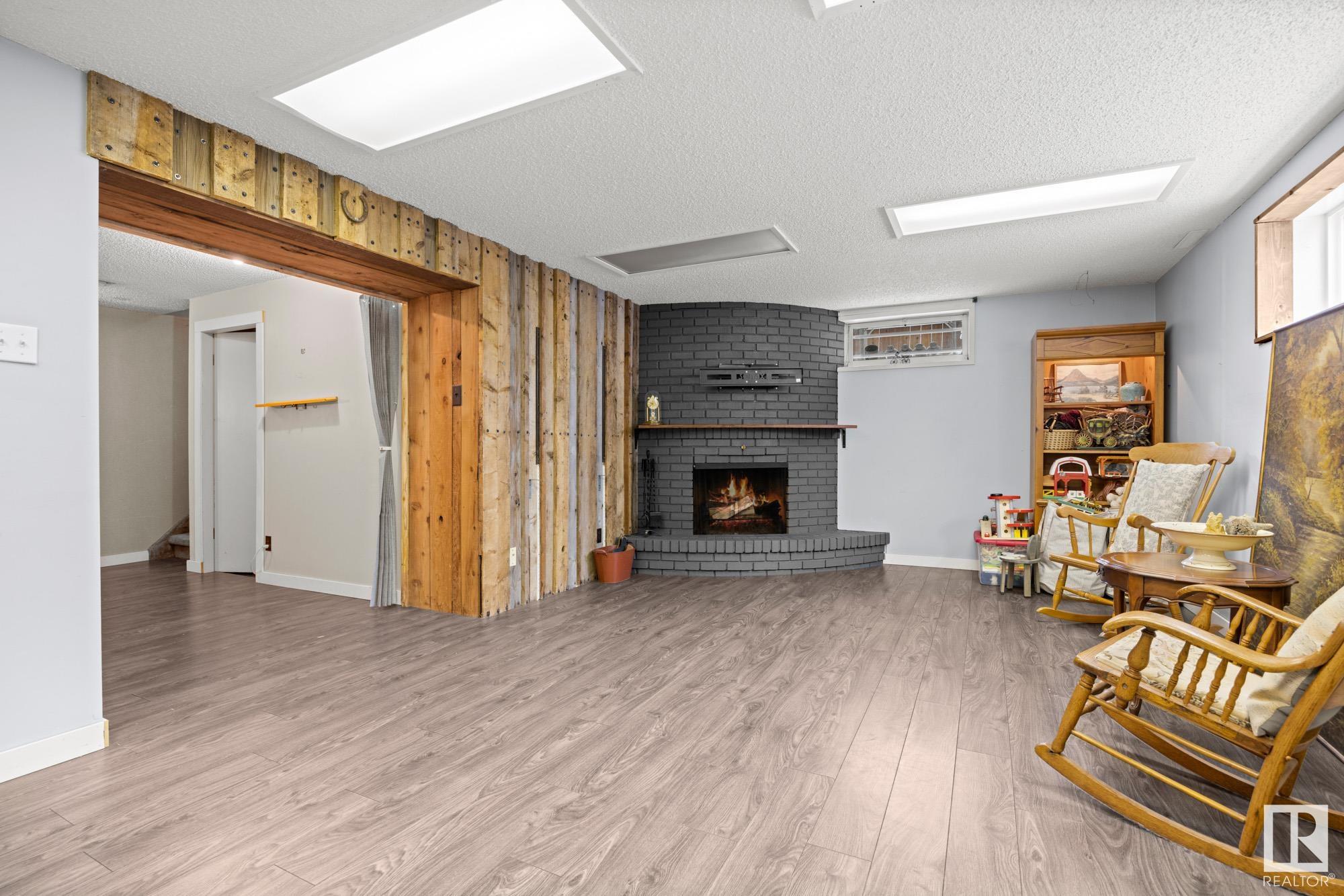      3811 112 ST NW , Edmonton,  ,T6J 1J1 ;  Listing Number: MLS E4419105