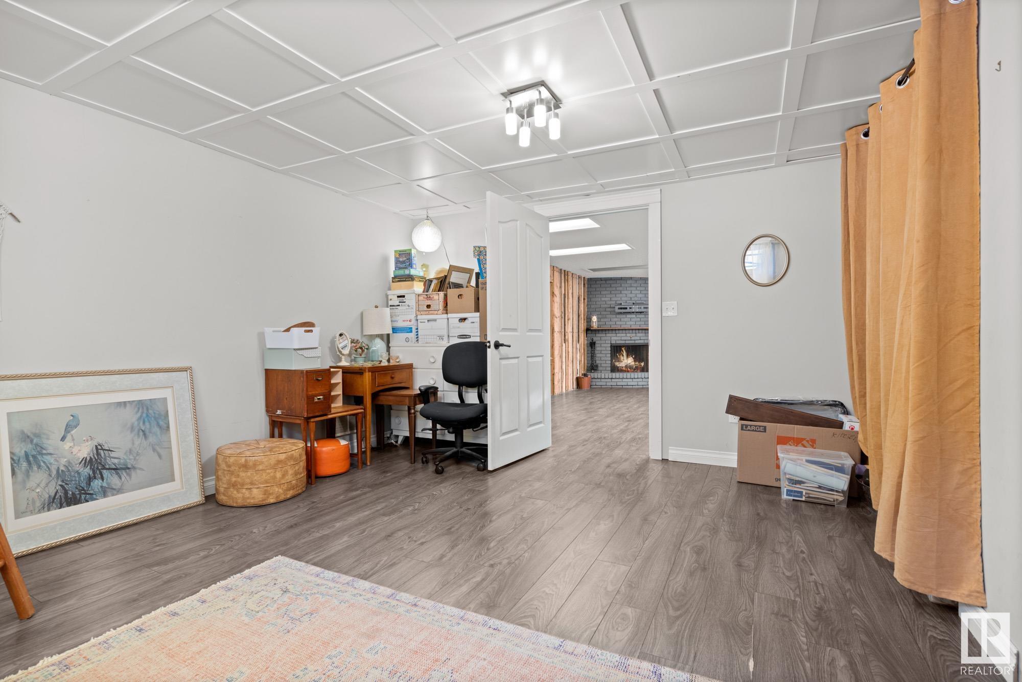     3811 112 ST NW , Edmonton,  ,T6J 1J1 ;  Listing Number: MLS E4419105