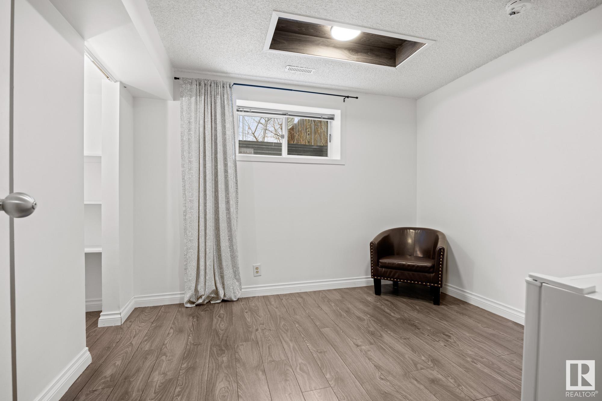      3811 112 ST NW , Edmonton,  ,T6J 1J1 ;  Listing Number: MLS E4419105
