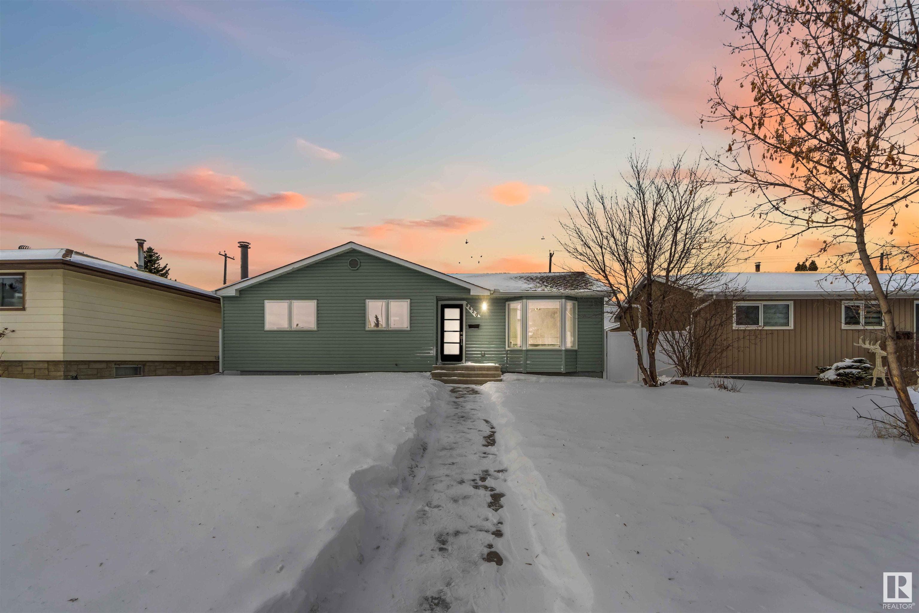      8420 52 ST NW , Edmonton,  ,T6B 1E9 ;  Listing Number: MLS E4419110