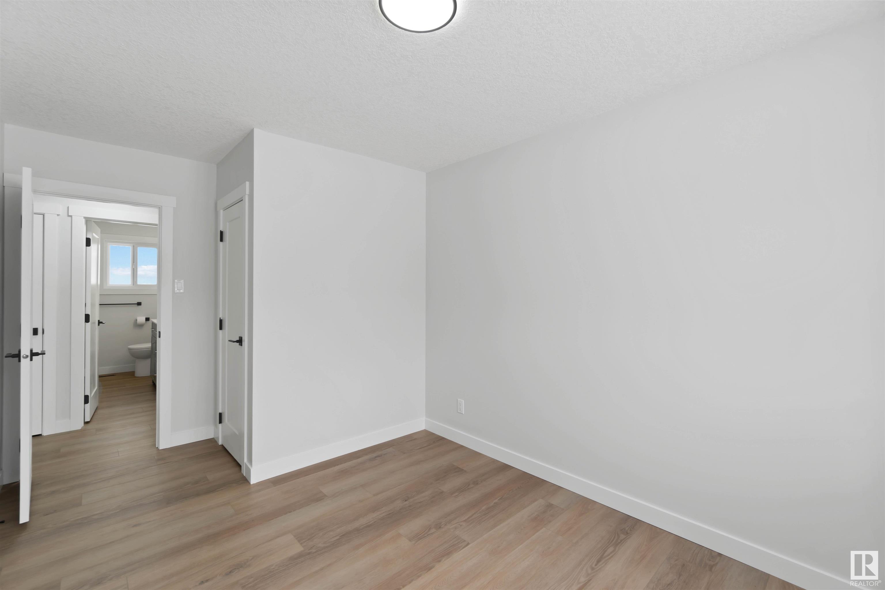      8420 52 ST NW , Edmonton,  ,T6B 1E9 ;  Listing Number: MLS E4419110