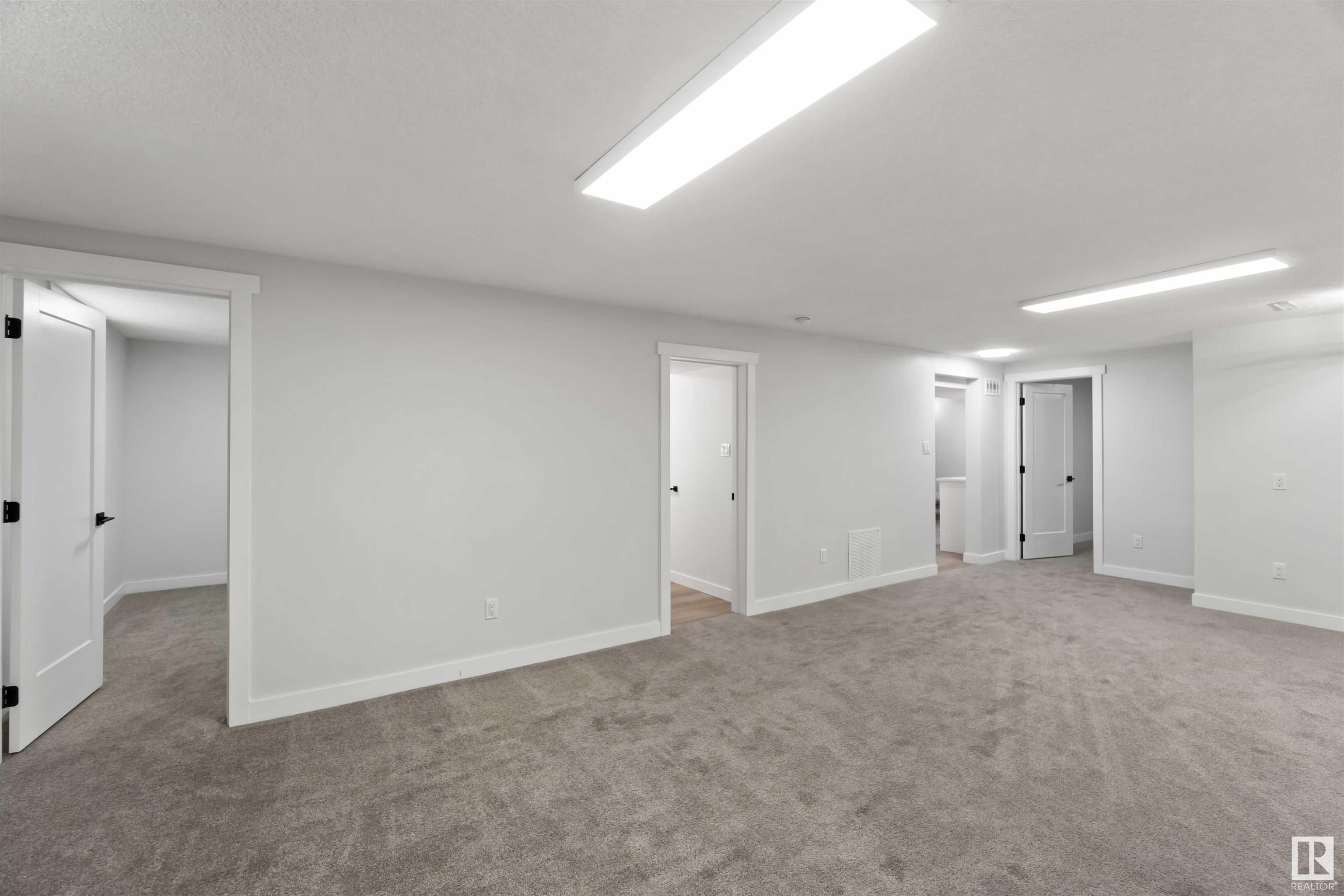      8420 52 ST NW , Edmonton,  ,T6B 1E9 ;  Listing Number: MLS E4419110