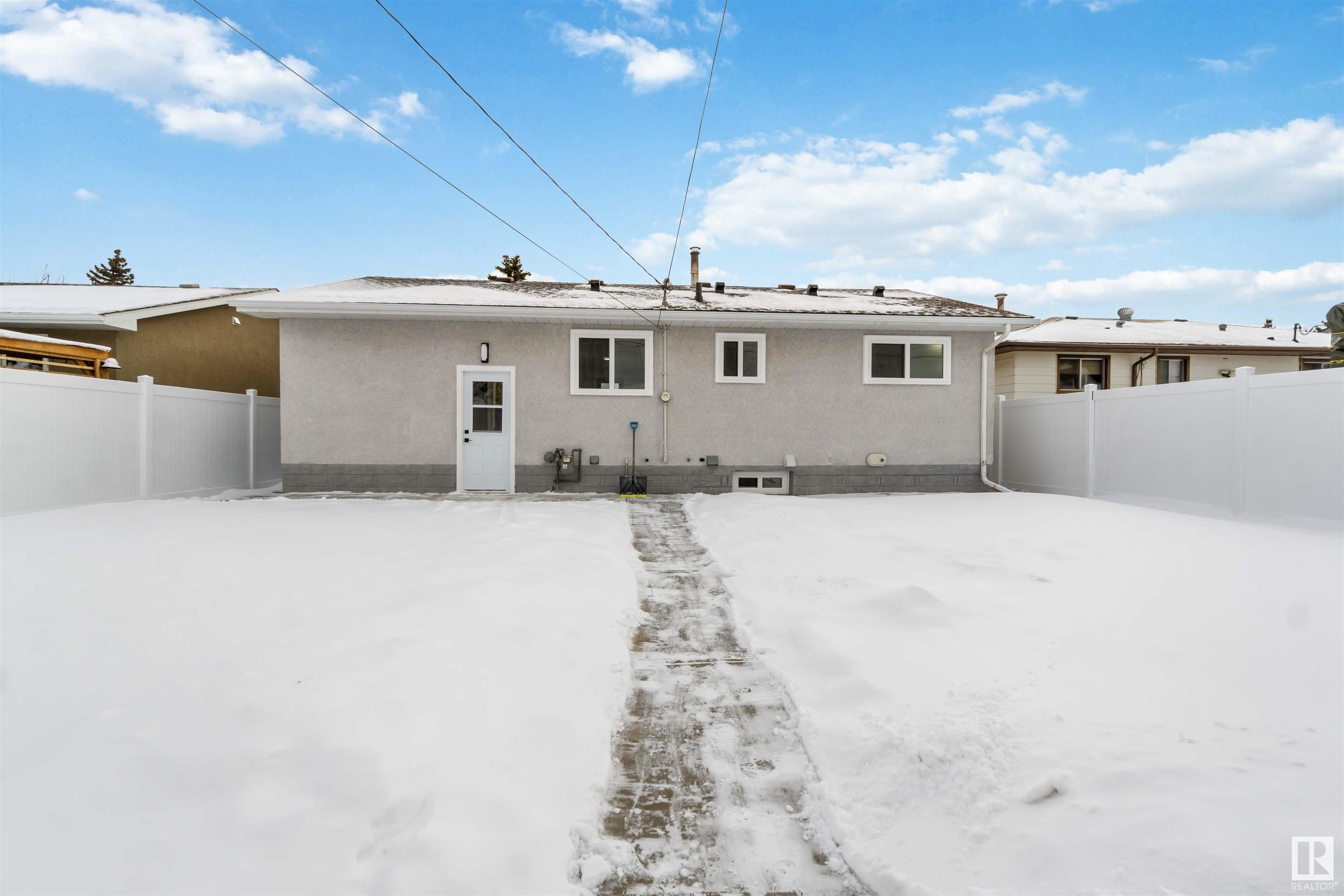      8420 52 ST NW , Edmonton,  ,T6B 1E9 ;  Listing Number: MLS E4419110