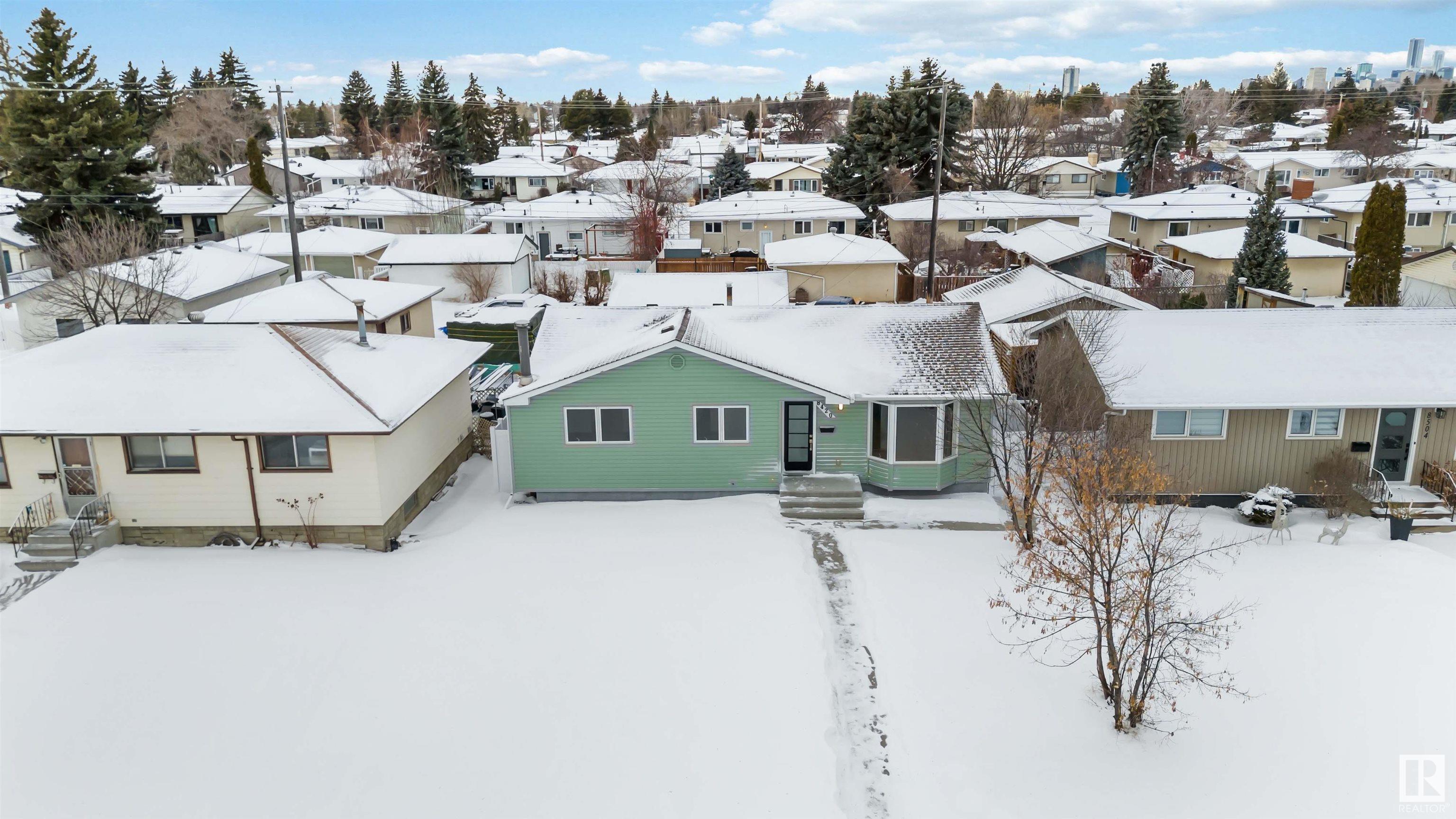      8420 52 ST NW , Edmonton,  ,T6B 1E9 ;  Listing Number: MLS E4419110