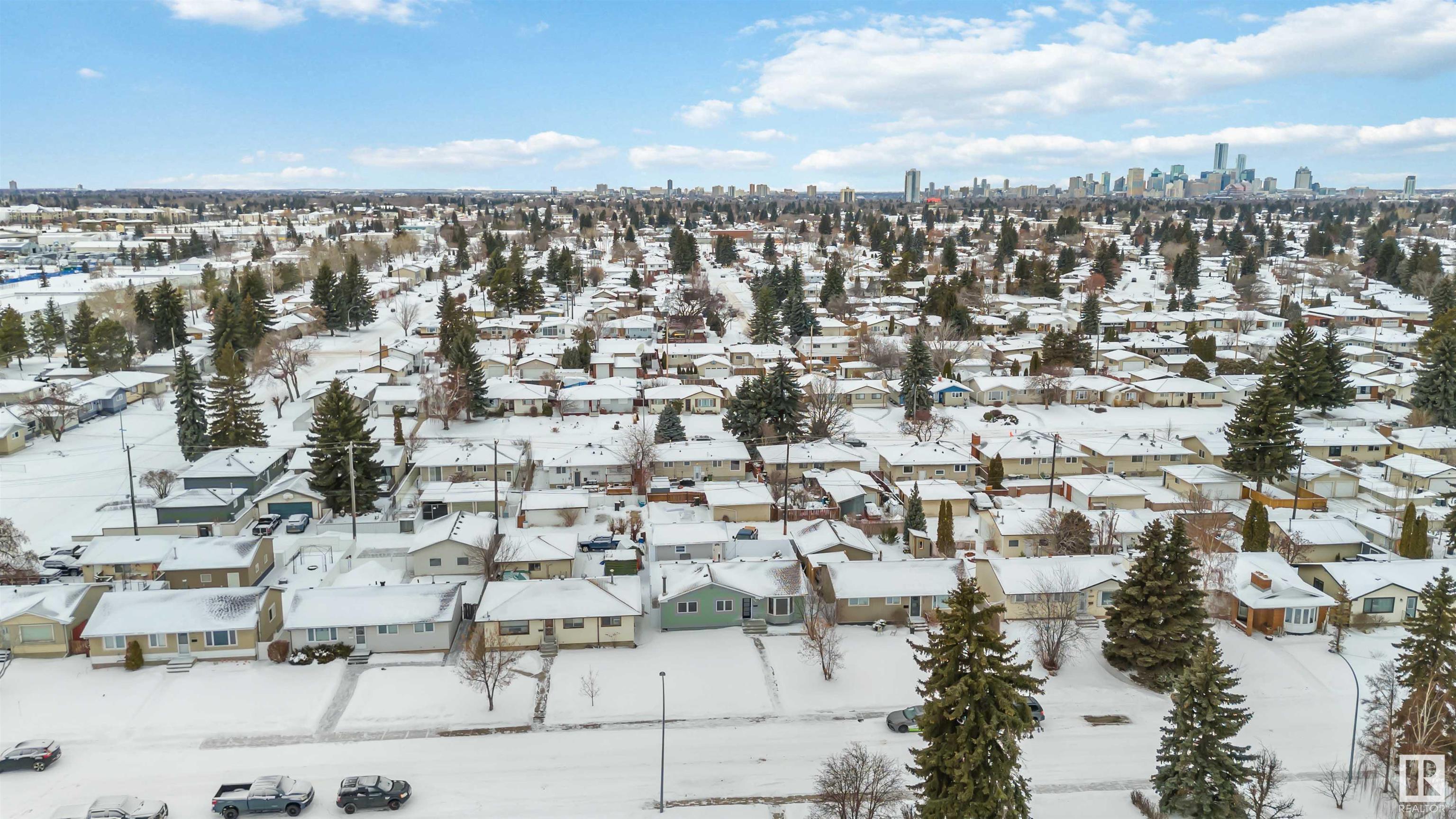      8420 52 ST NW , Edmonton,  ,T6B 1E9 ;  Listing Number: MLS E4419110