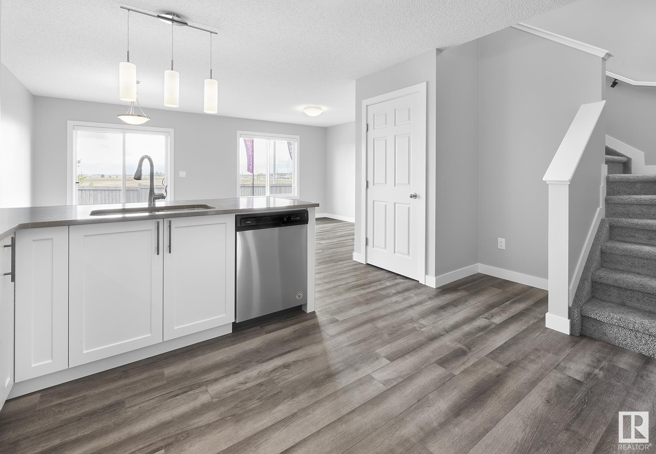      722 Berg LO , Leduc,  ,T9E 1G7 ;  Listing Number: MLS E4419115
