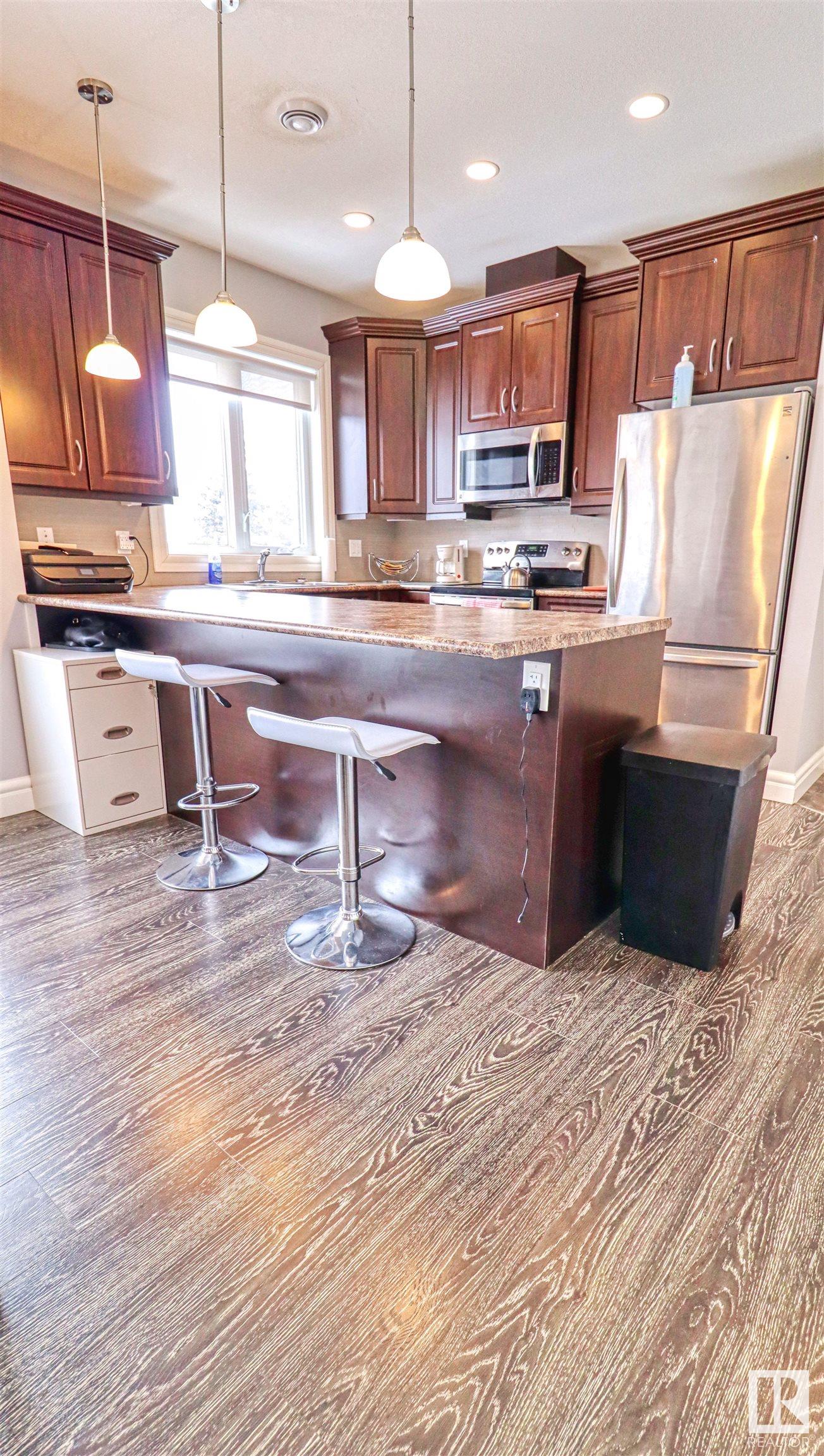     930 11 ST , Cold Lake,  ,T9M 1J1 ;  Listing Number: MLS E4419119