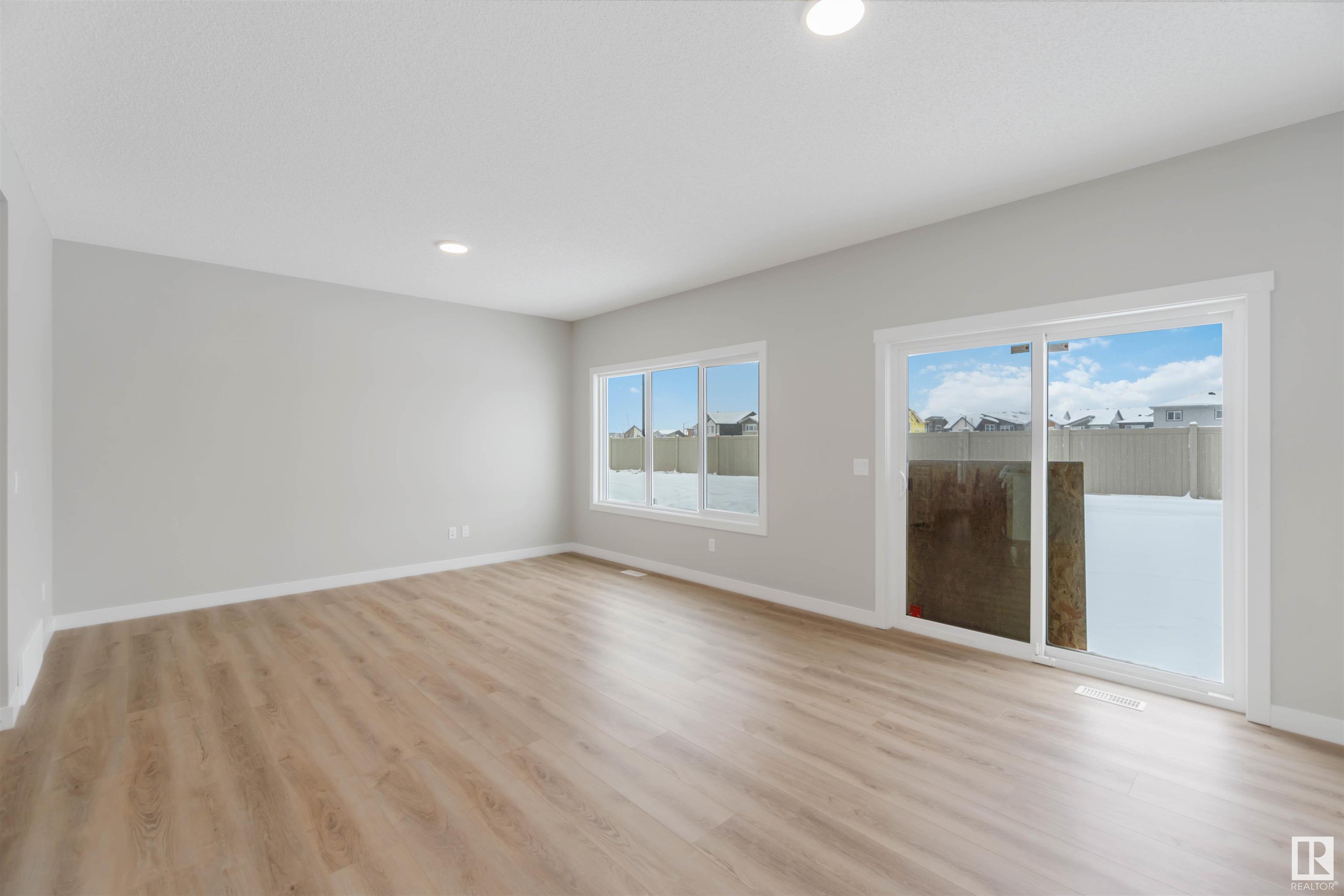      19315 24 AV NW , Edmonton,  ,T5K 0K5 ;  Listing Number: MLS E4419120