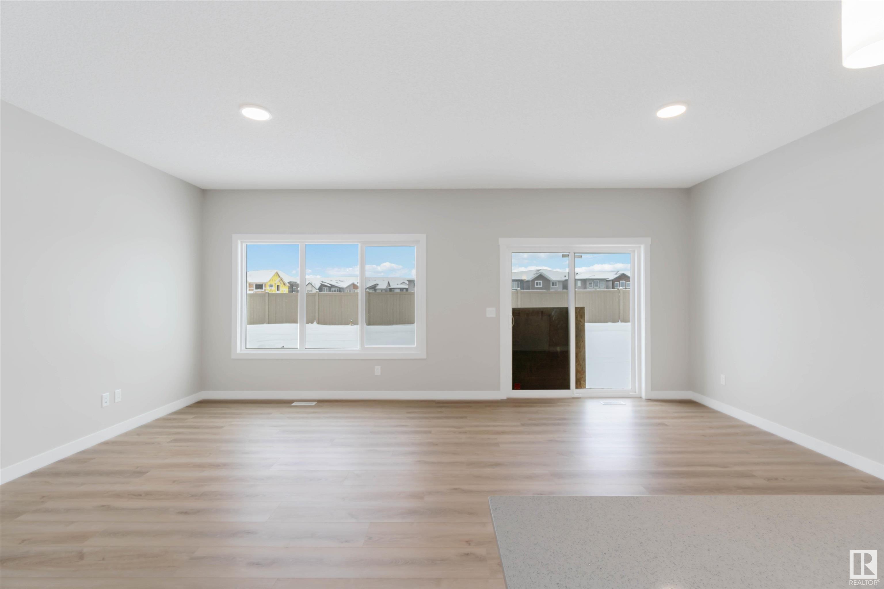      19315 24 AV NW , Edmonton,  ,T5K 0K5 ;  Listing Number: MLS E4419120