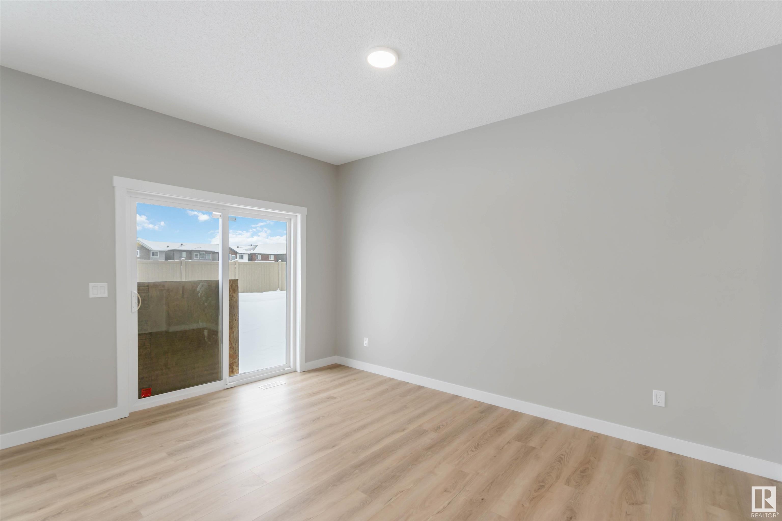      19315 24 AV NW , Edmonton,  ,T5K 0K5 ;  Listing Number: MLS E4419120