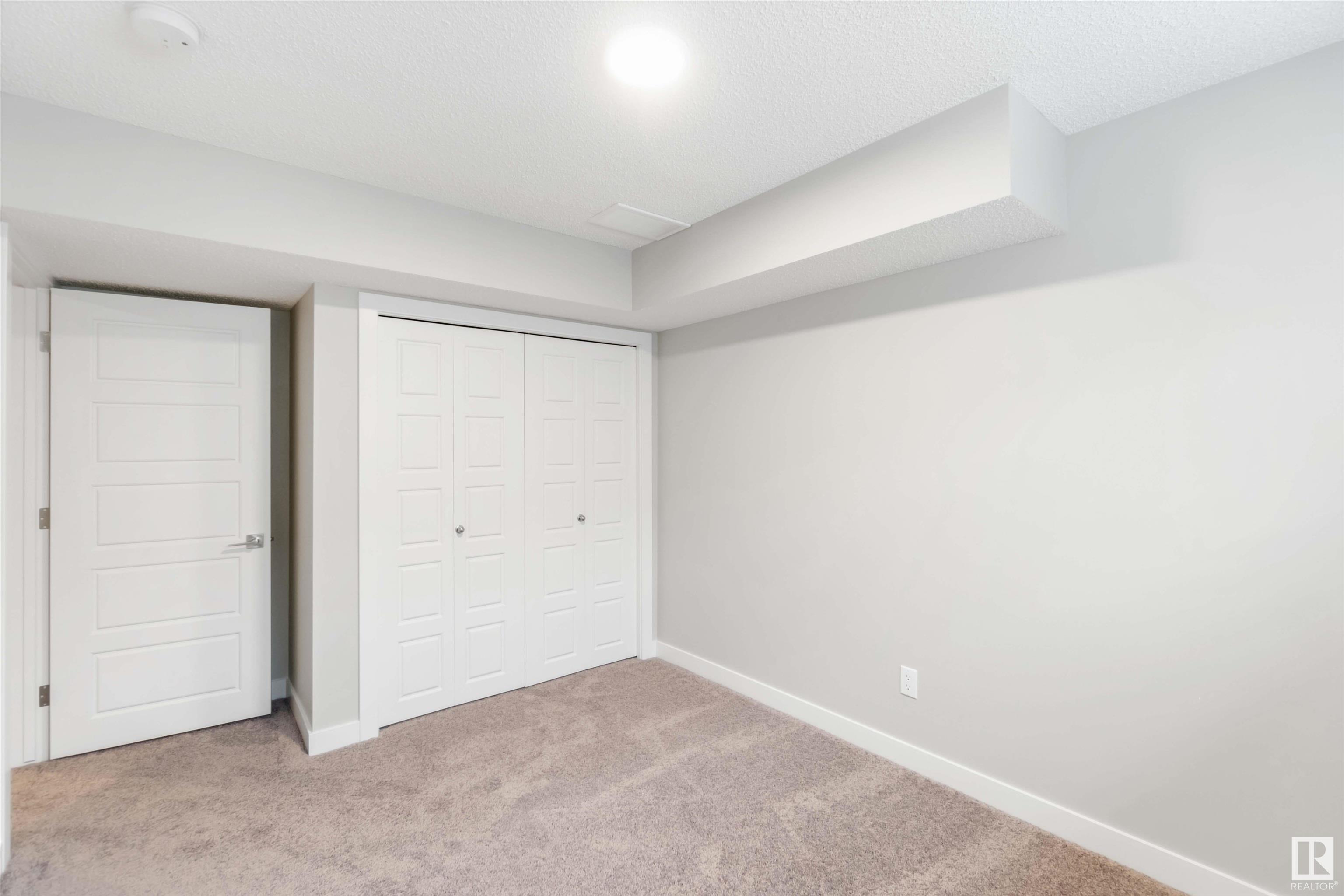      19315 24 AV NW , Edmonton,  ,T5K 0K5 ;  Listing Number: MLS E4419120