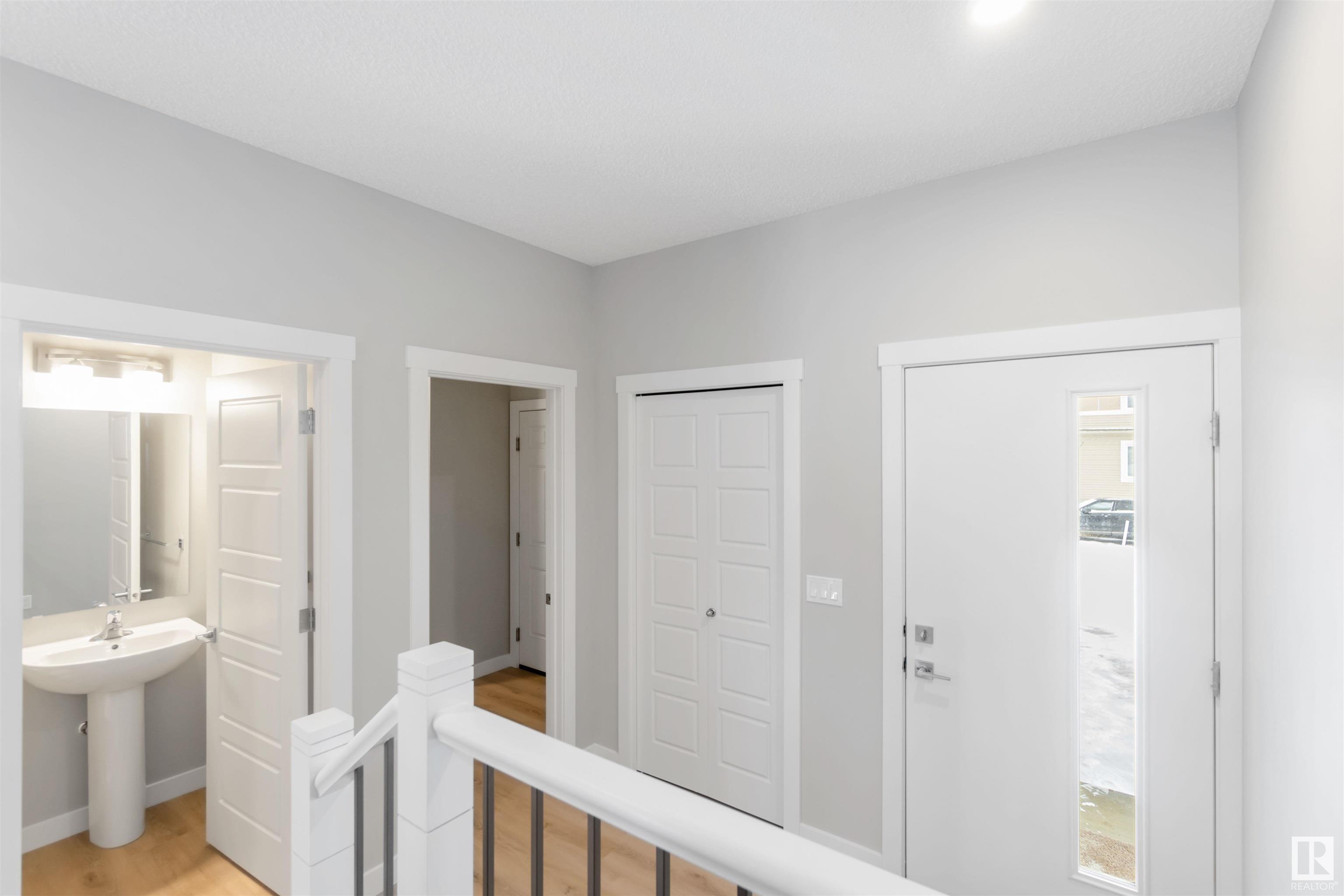      19315 24 AV NW , Edmonton,  ,T5K 0K5 ;  Listing Number: MLS E4419120