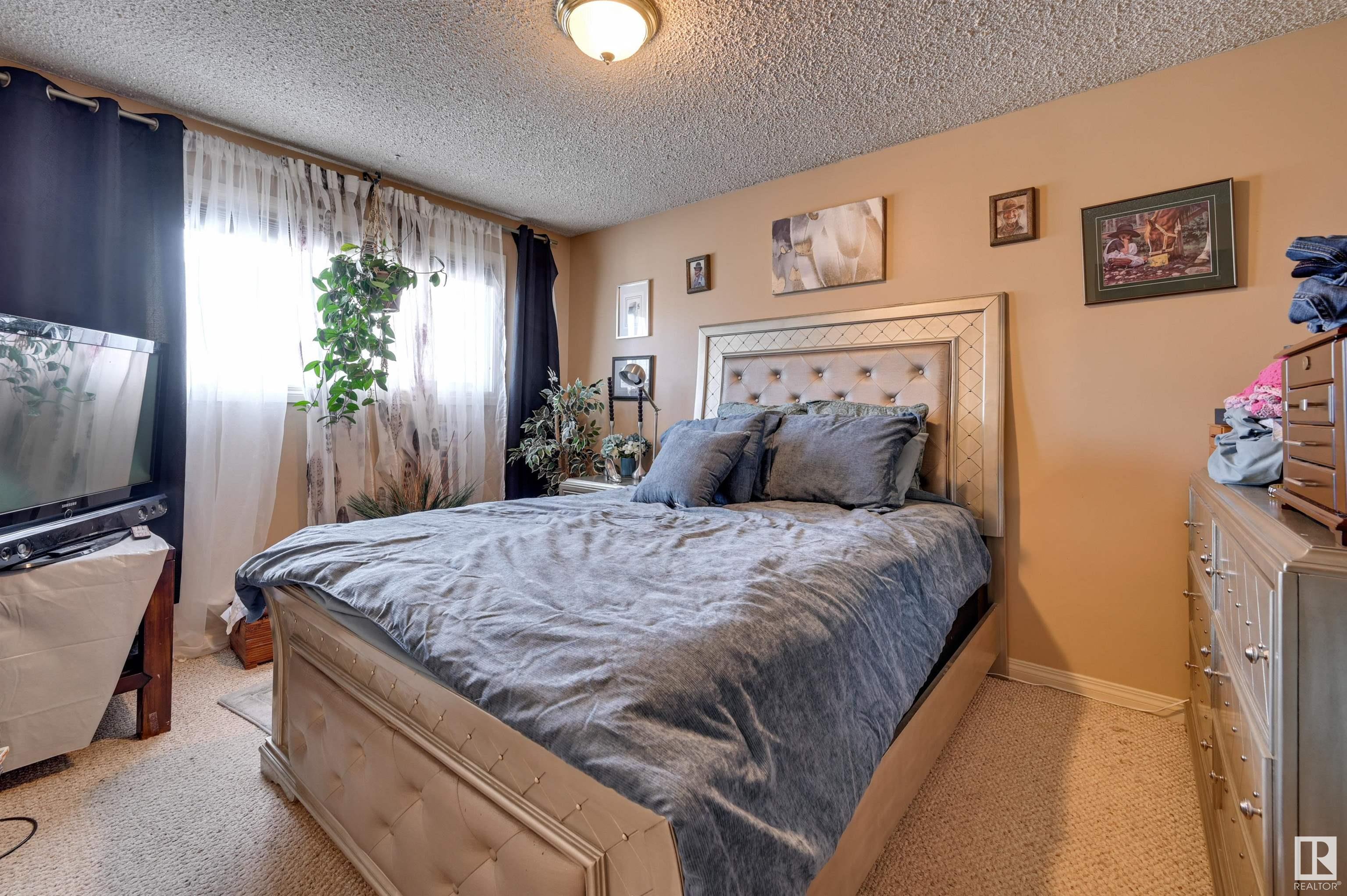      12027 104 ST NW , Edmonton,  ,T5G 2L5 ;  Listing Number: MLS E4419122