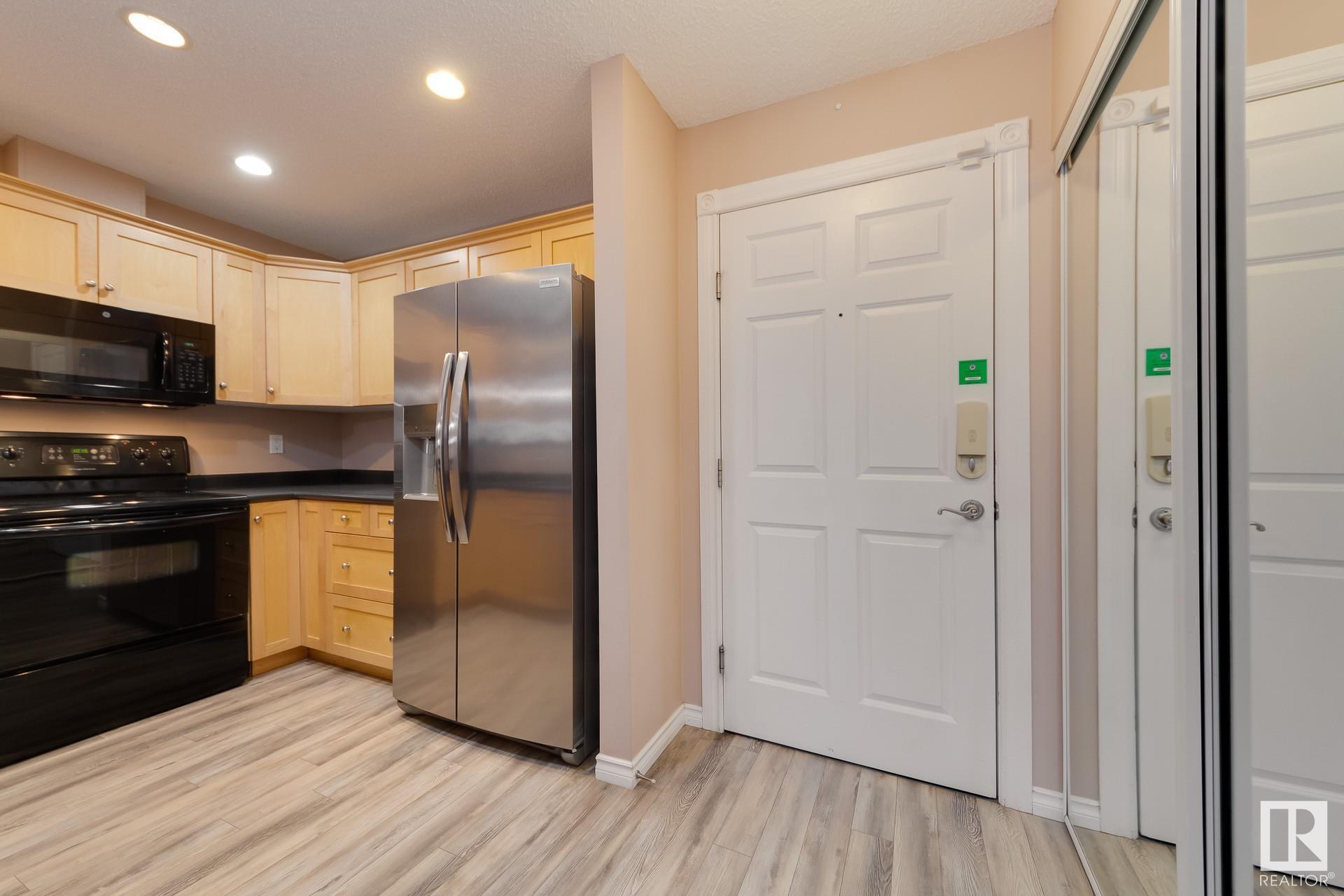      #202 12110 106 AV NW , Edmonton,  ,T5N 4R9 ;  Listing Number: MLS E4419130