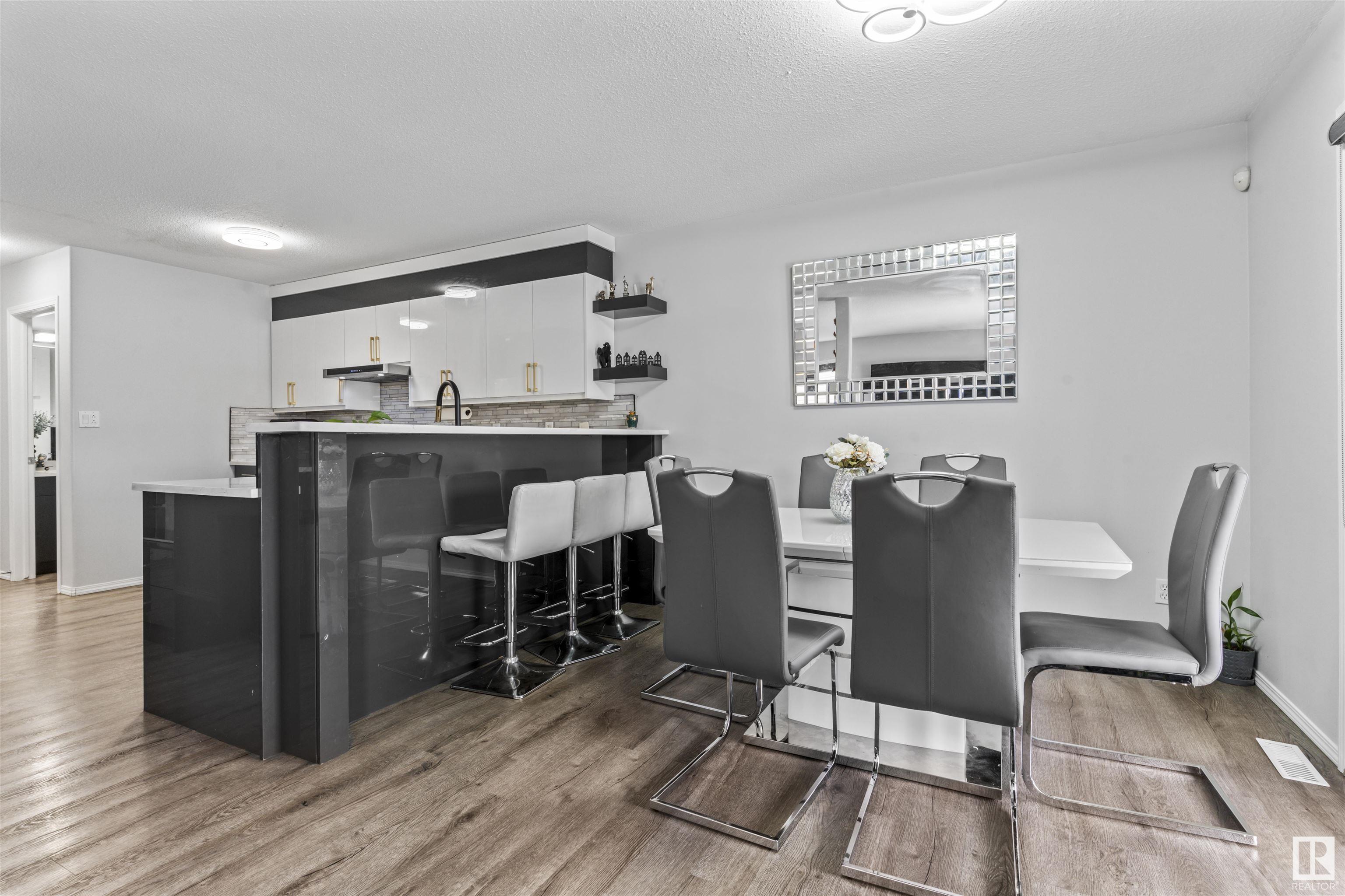      3309 29 AV NW , Edmonton,  ,T6T 1V5 ;  Listing Number: MLS E4419161