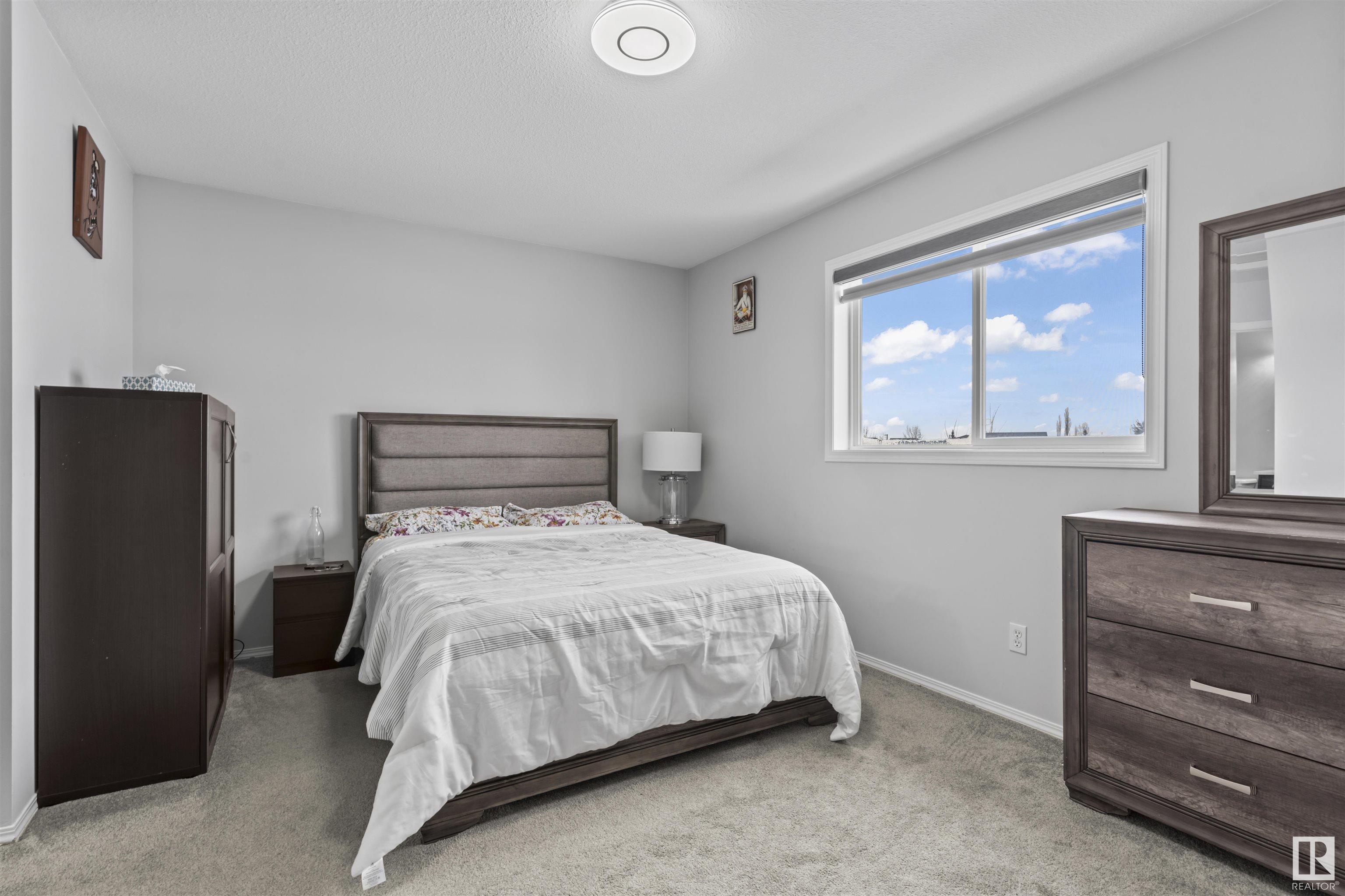      3309 29 AV NW , Edmonton,  ,T6T 1V5 ;  Listing Number: MLS E4419161