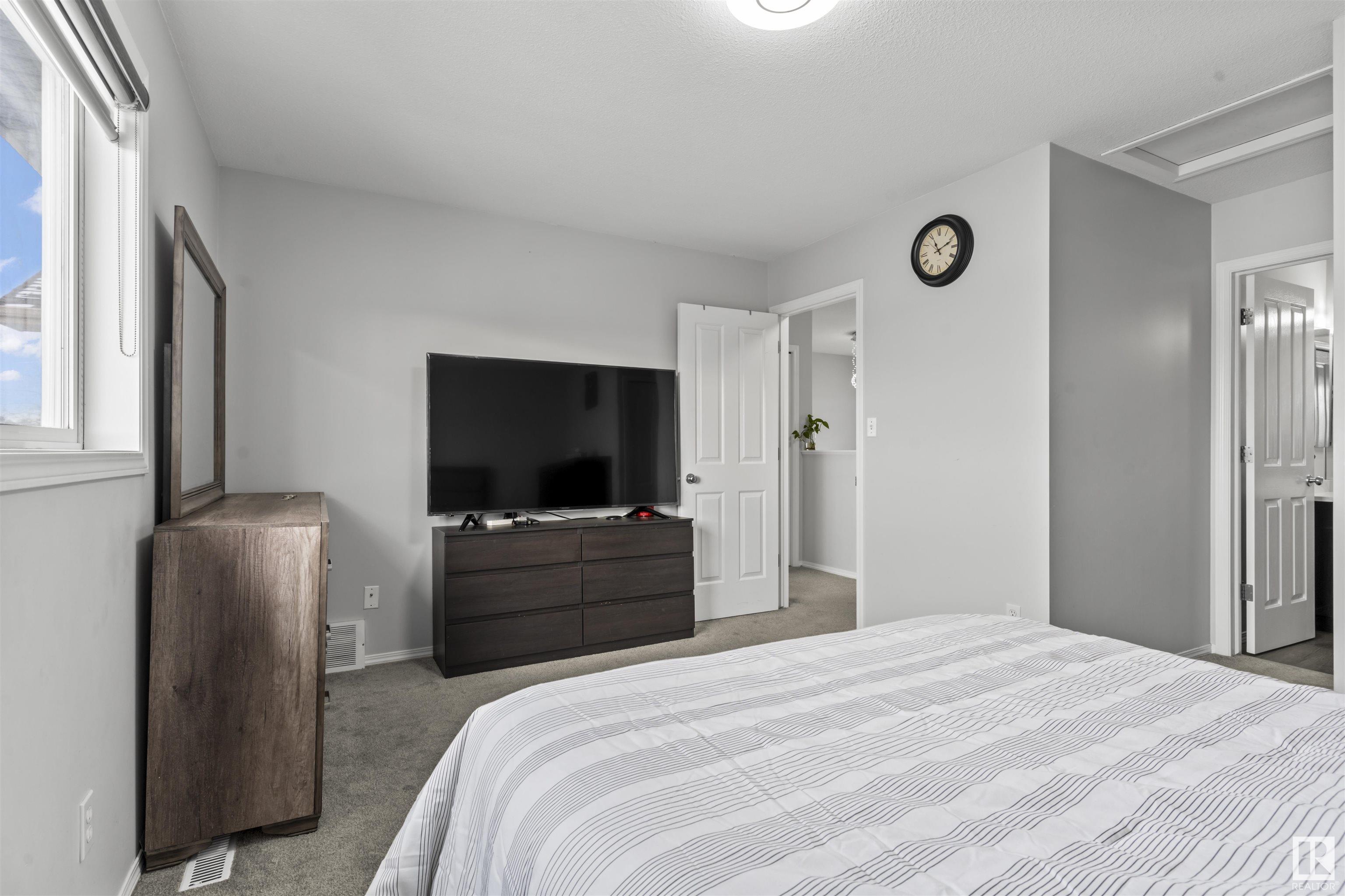      3309 29 AV NW , Edmonton,  ,T6T 1V5 ;  Listing Number: MLS E4419161