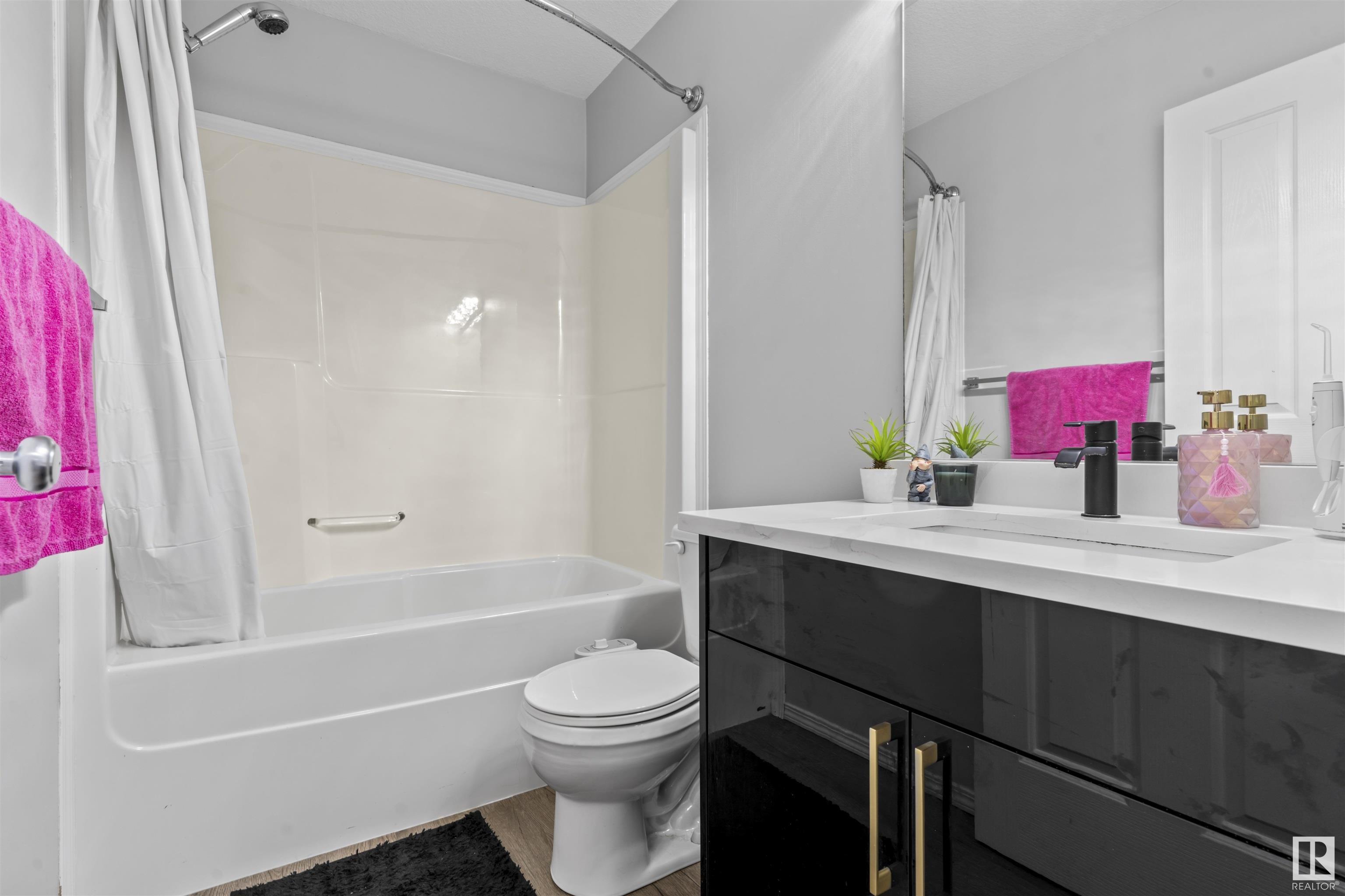      3309 29 AV NW , Edmonton,  ,T6T 1V5 ;  Listing Number: MLS E4419161