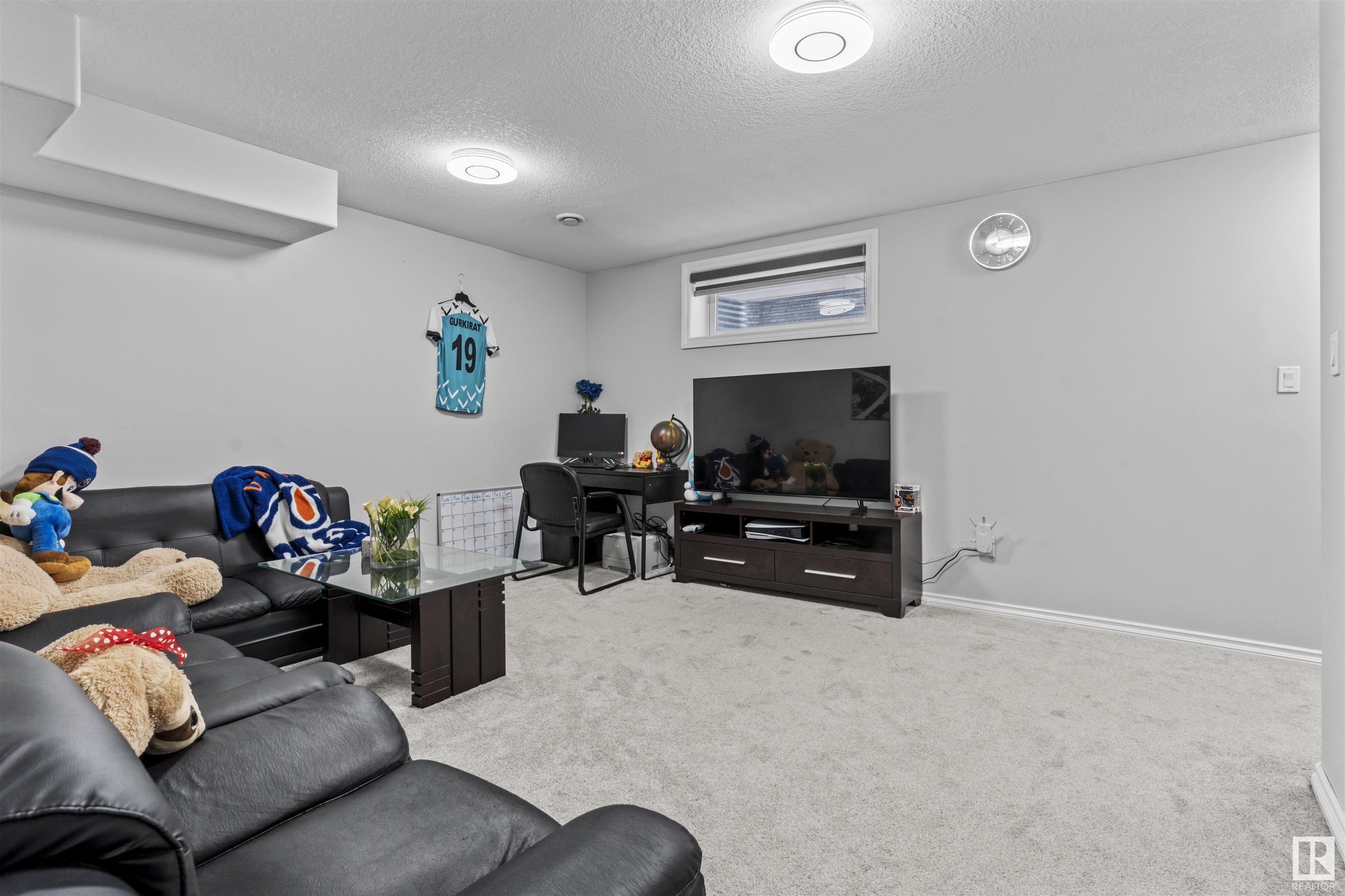      3309 29 AV NW , Edmonton,  ,T6T 1V5 ;  Listing Number: MLS E4419161