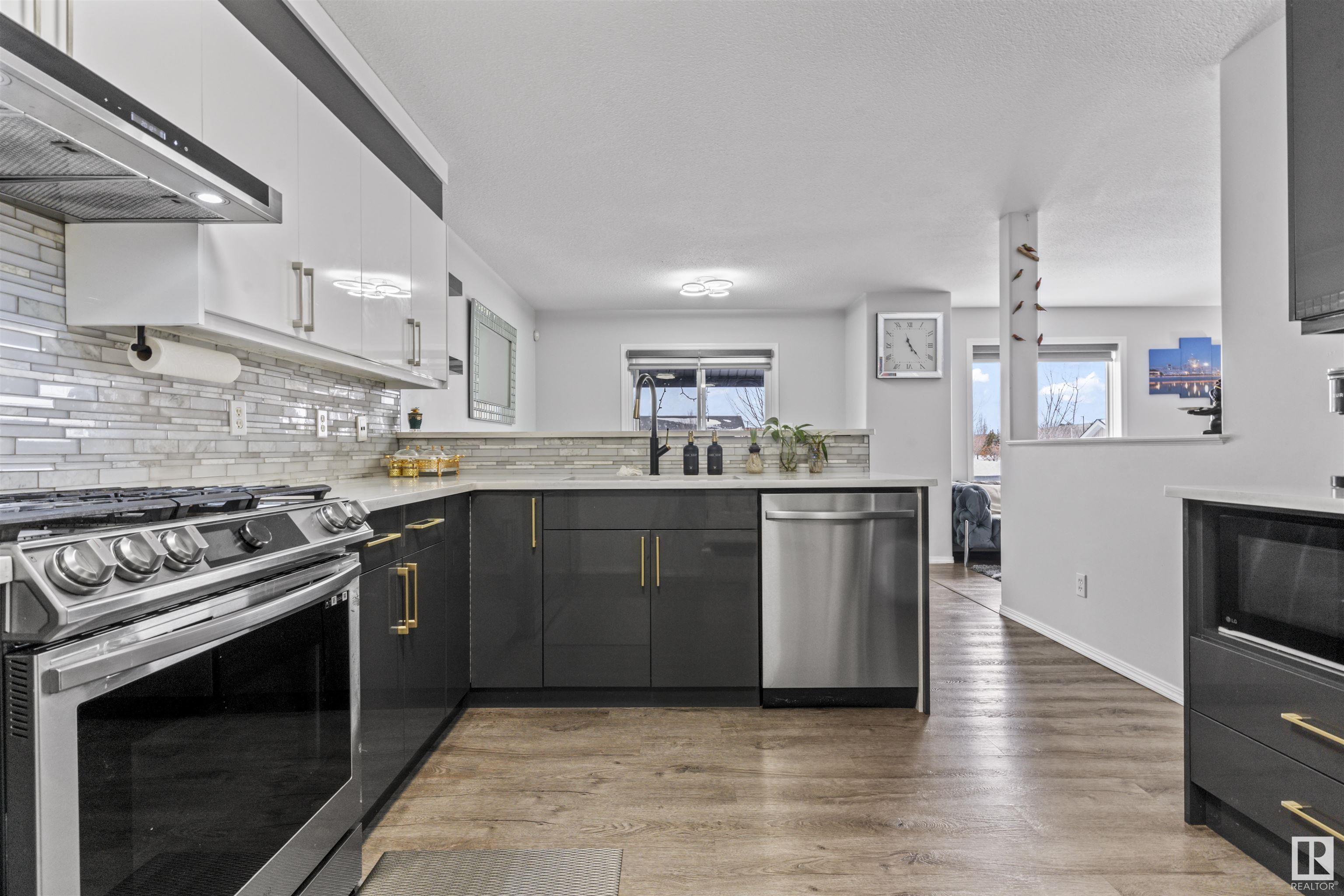      3309 29 AV NW , Edmonton,  ,T6T 1V5 ;  Listing Number: MLS E4419161