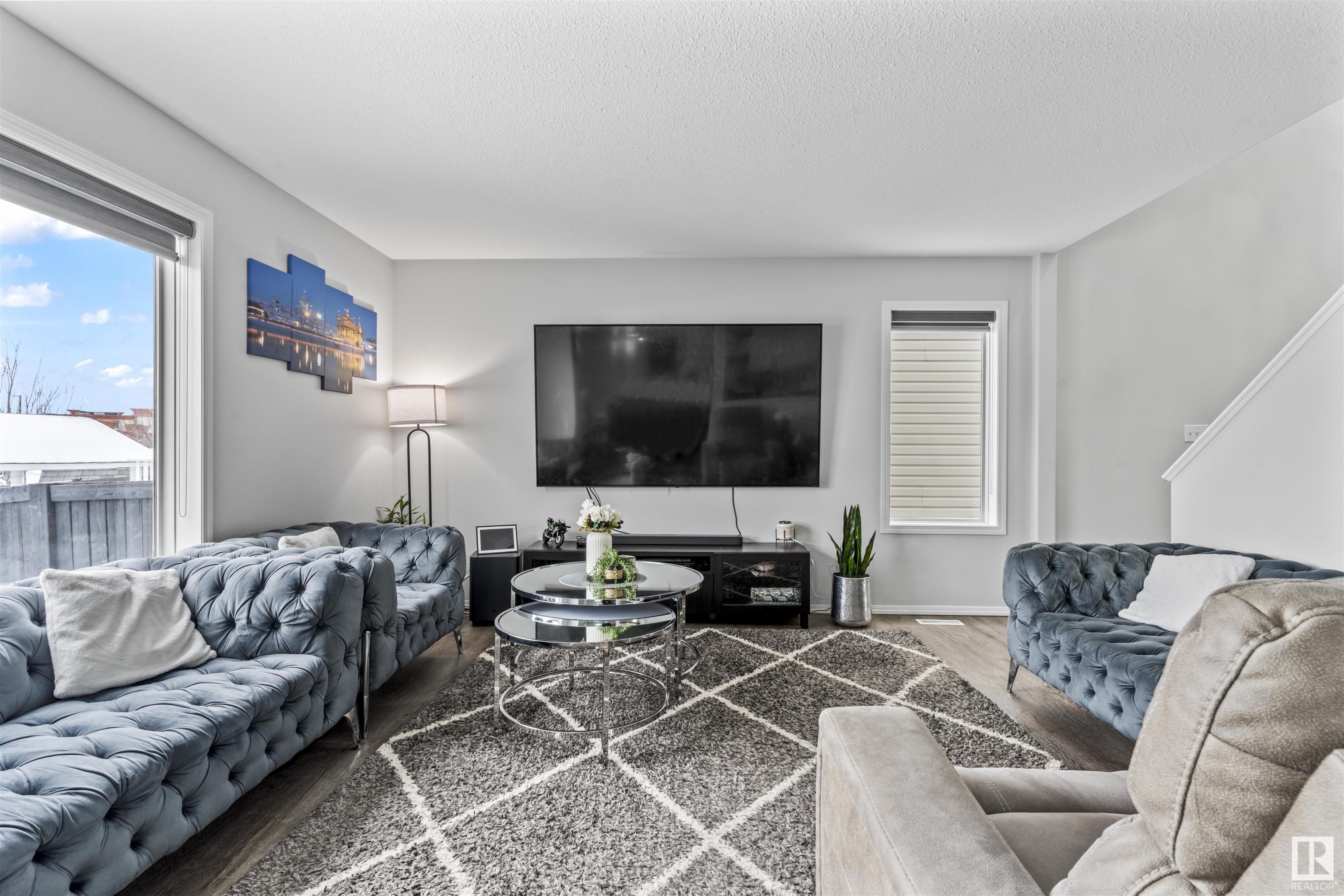      3309 29 AV NW , Edmonton,  ,T6T 1V5 ;  Listing Number: MLS E4419161