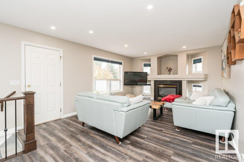      4 WESTPARK WD , Fort Saskatchewan,  ,T8L 4K9 ;  Listing Number: MLS E4419164