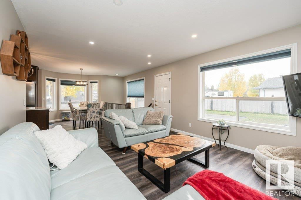     4 WESTPARK WD , Fort Saskatchewan,  ,T8L 4K9 ;  Listing Number: MLS E4419164