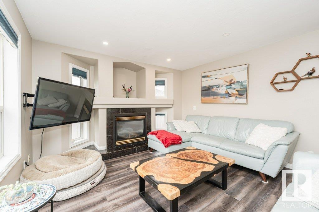     4 WESTPARK WD , Fort Saskatchewan,  ,T8L 4K9 ;  Listing Number: MLS E4419164