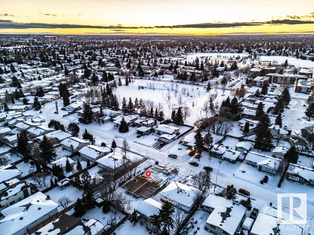 http://cdnparap120.paragonrels.com/ParagonImages/Property/p12/RAE/225331987/11/0/0/1e4f3f28677db06b773034b534b49cf3/1/765c3eb0a39beadecf44067657773d85/225331987-37e7650e-d62d-49f2-b7e2-3f09b625b111.JPG