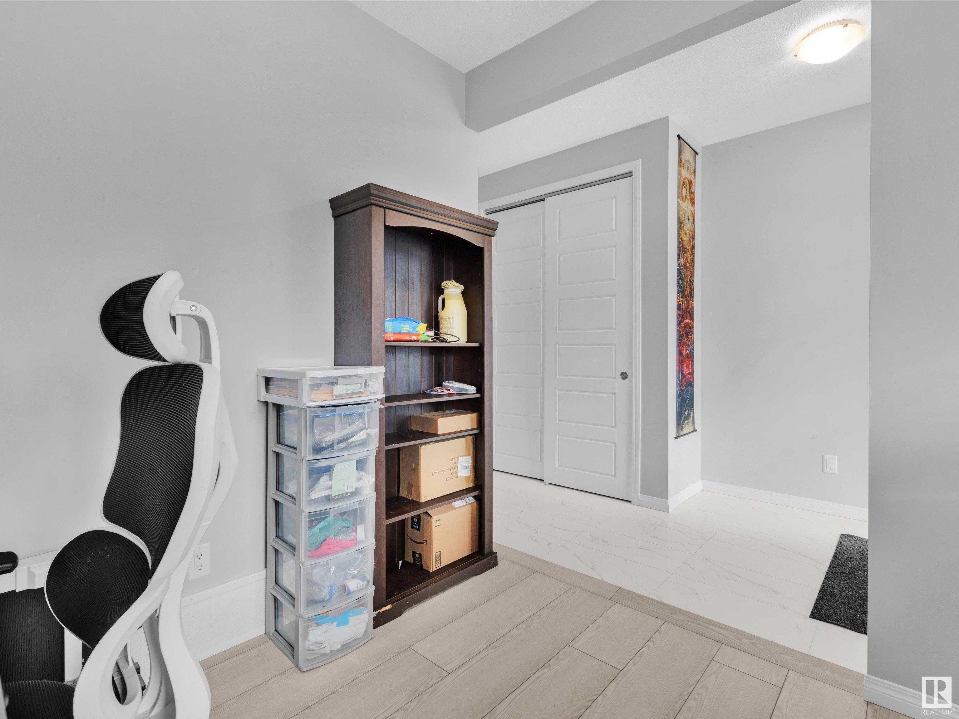      964 STILLWATER BV NW , Edmonton,  ,T6M 1M7 ;  Listing Number: MLS E4419172