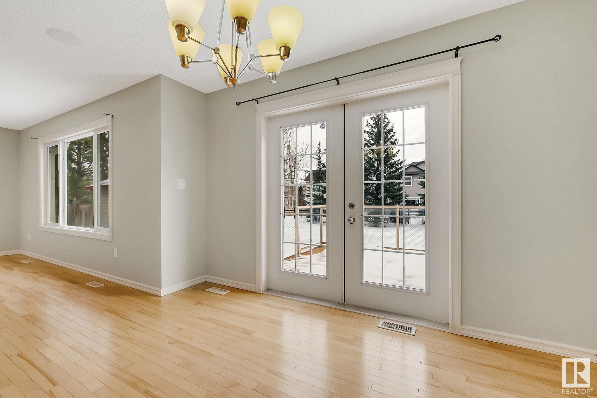      928 CHAHLEY CR NW , Edmonton,  ,T6M 0E2 ;  Listing Number: MLS E4419175
