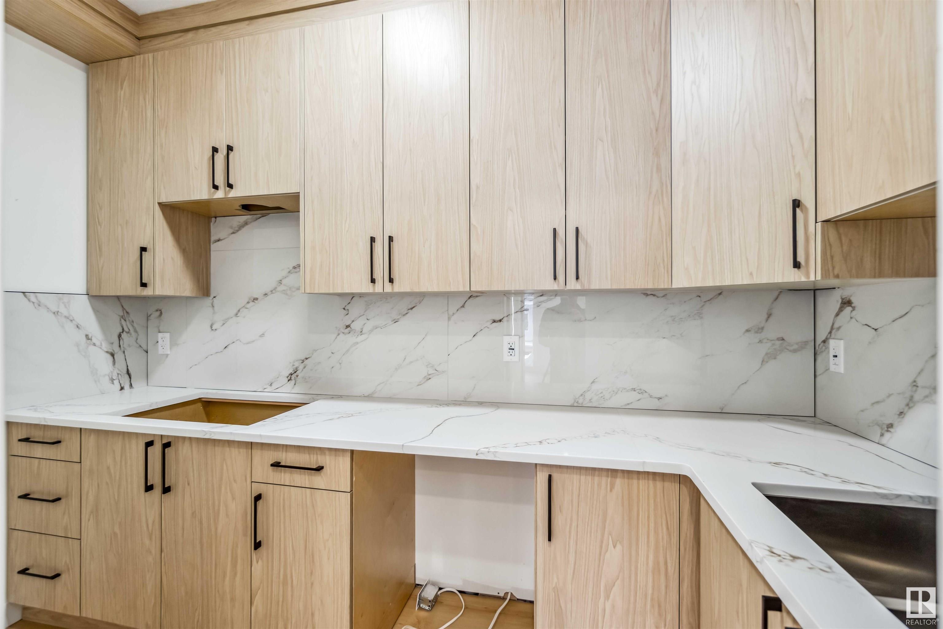     108 29 ST SW , Edmonton,  ,T6X 3E2 ;  Listing Number: MLS E4419187