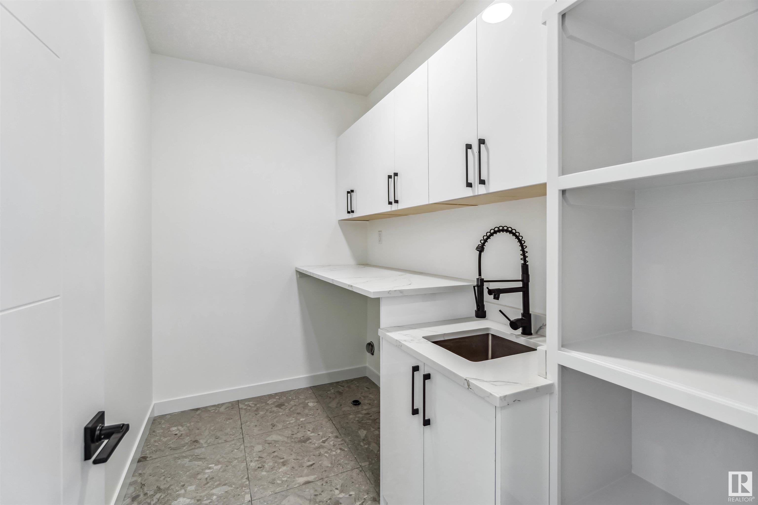      108 29 ST SW , Edmonton,  ,T6X 3E2 ;  Listing Number: MLS E4419187