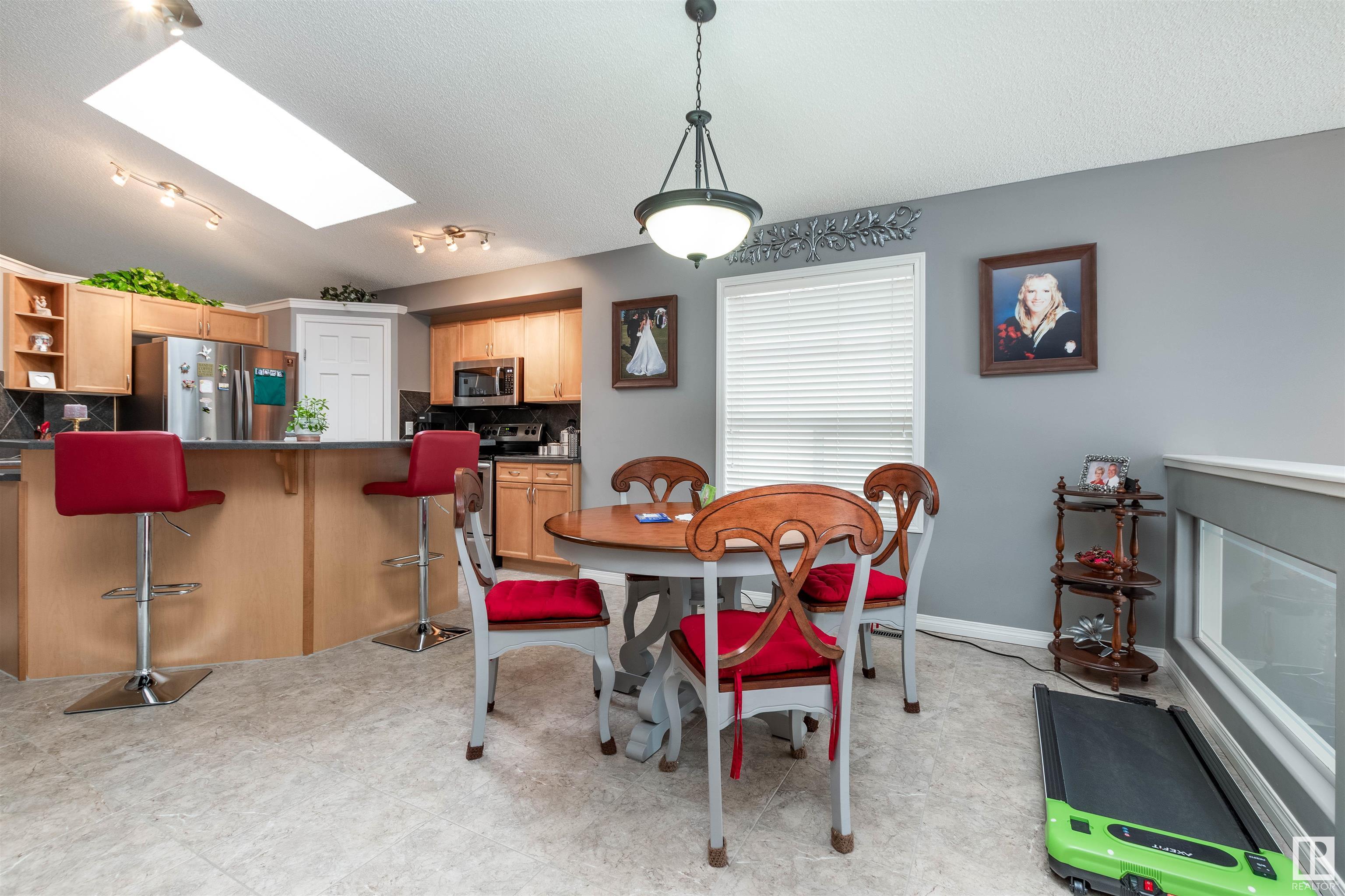      593 FOXBORO LO , Sherwood Park,  ,T8A 0P6 ;  Listing Number: MLS E4419195